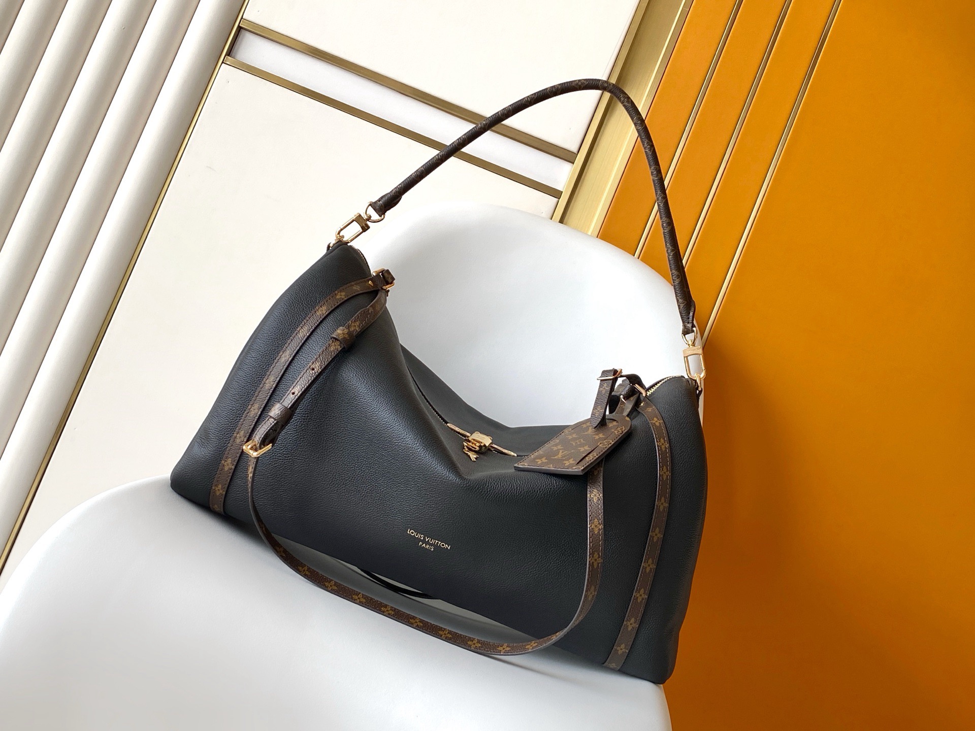 LV Express Travel H27 Women Handbags