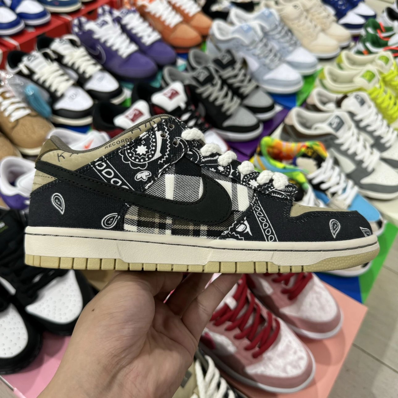 Travis Scott Dunk Low Premium QS SB Cactus Jack