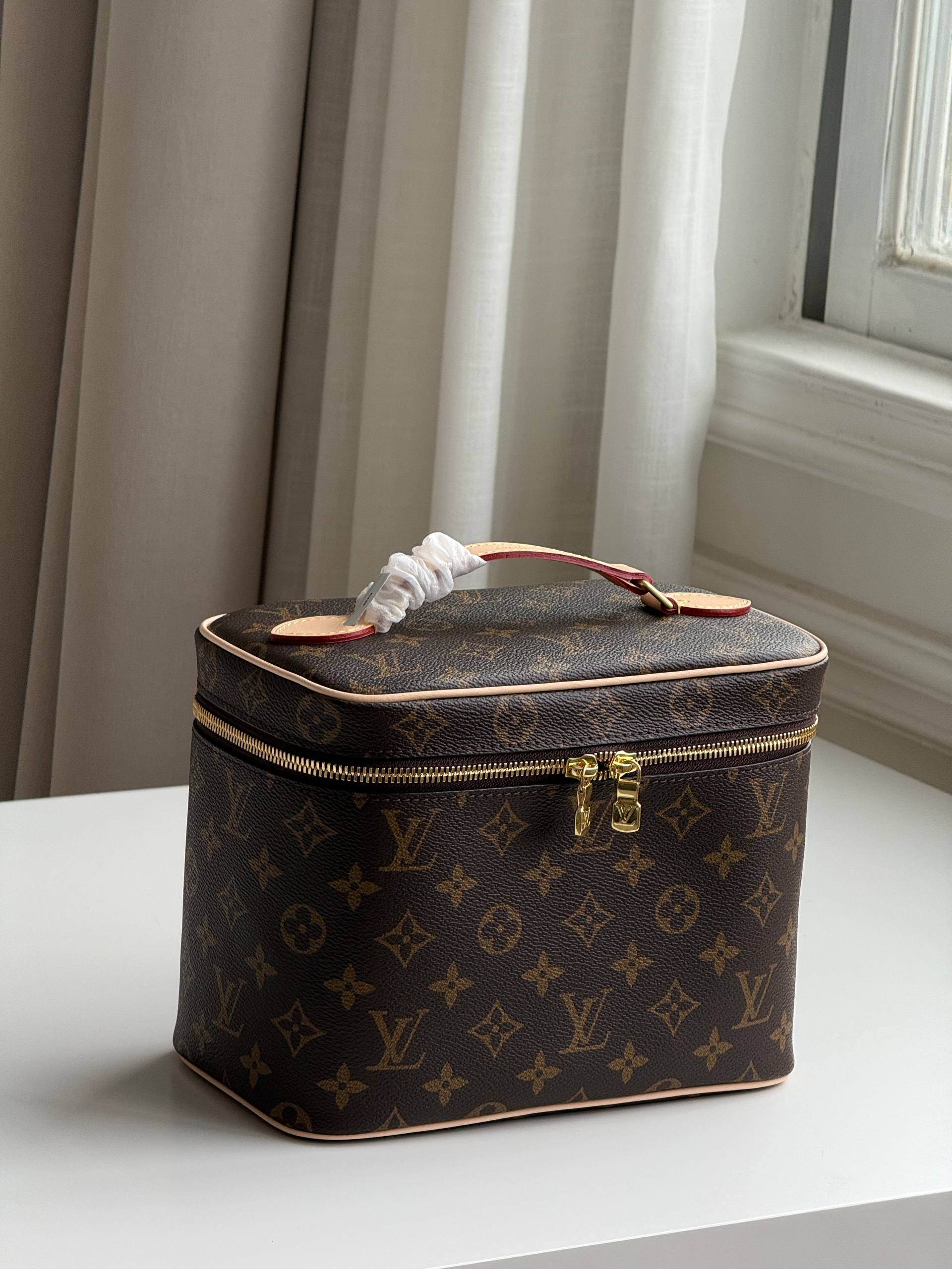 LV Monogram Handheld Cosmetic Vanity Case Bag