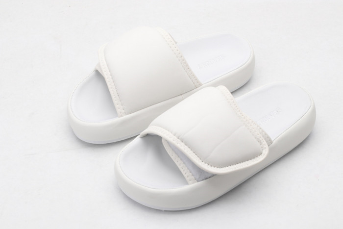 Yeezy Slide 4