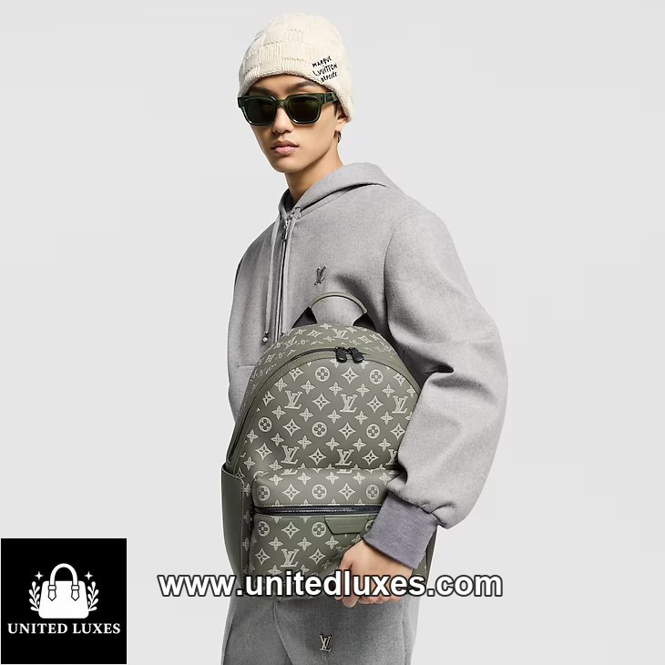 Replica Discovery Backpack PM