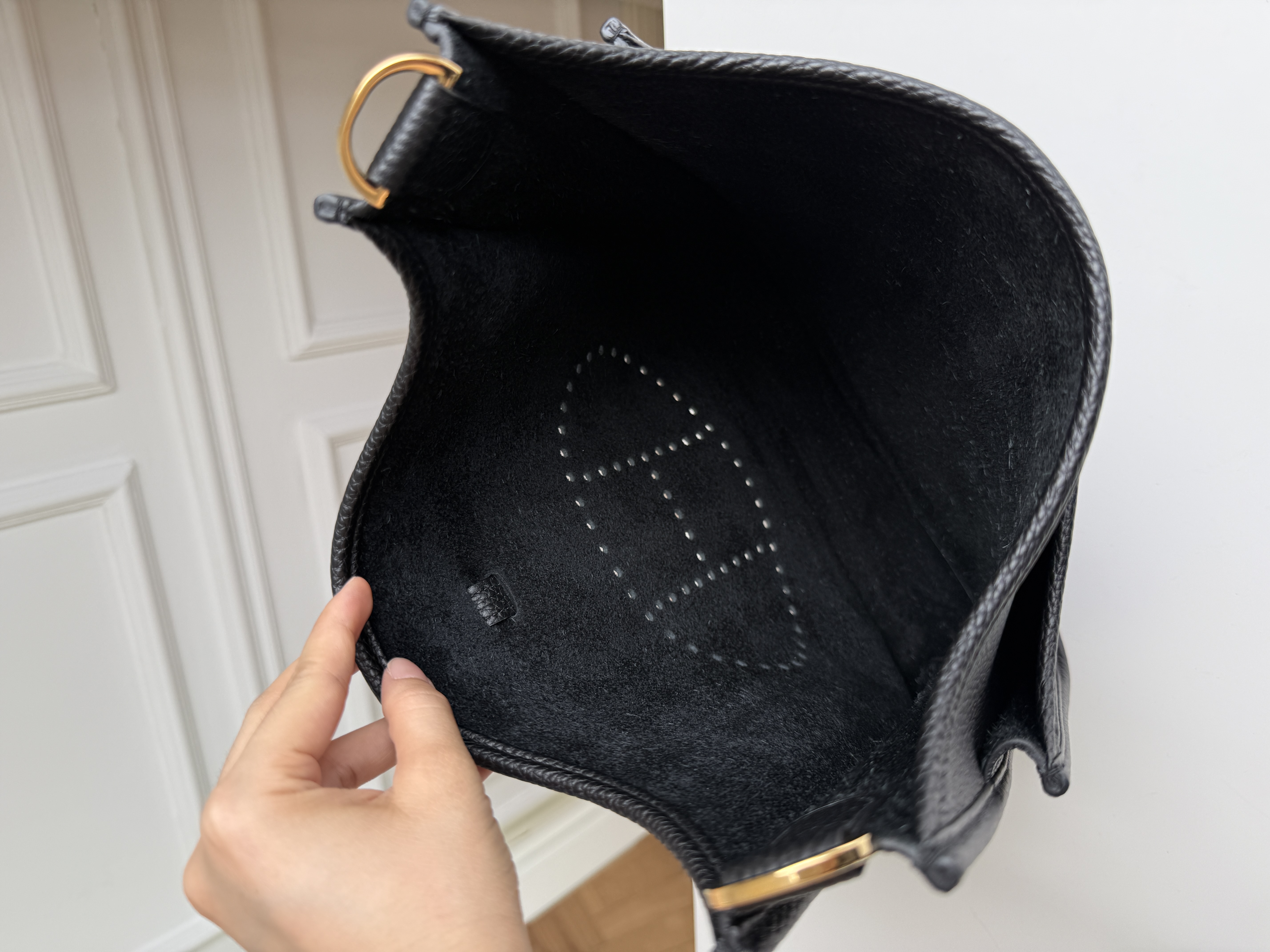 Hermès Black Taurillon Clemence Evelyne Shoulder Crossbody Tote Bag