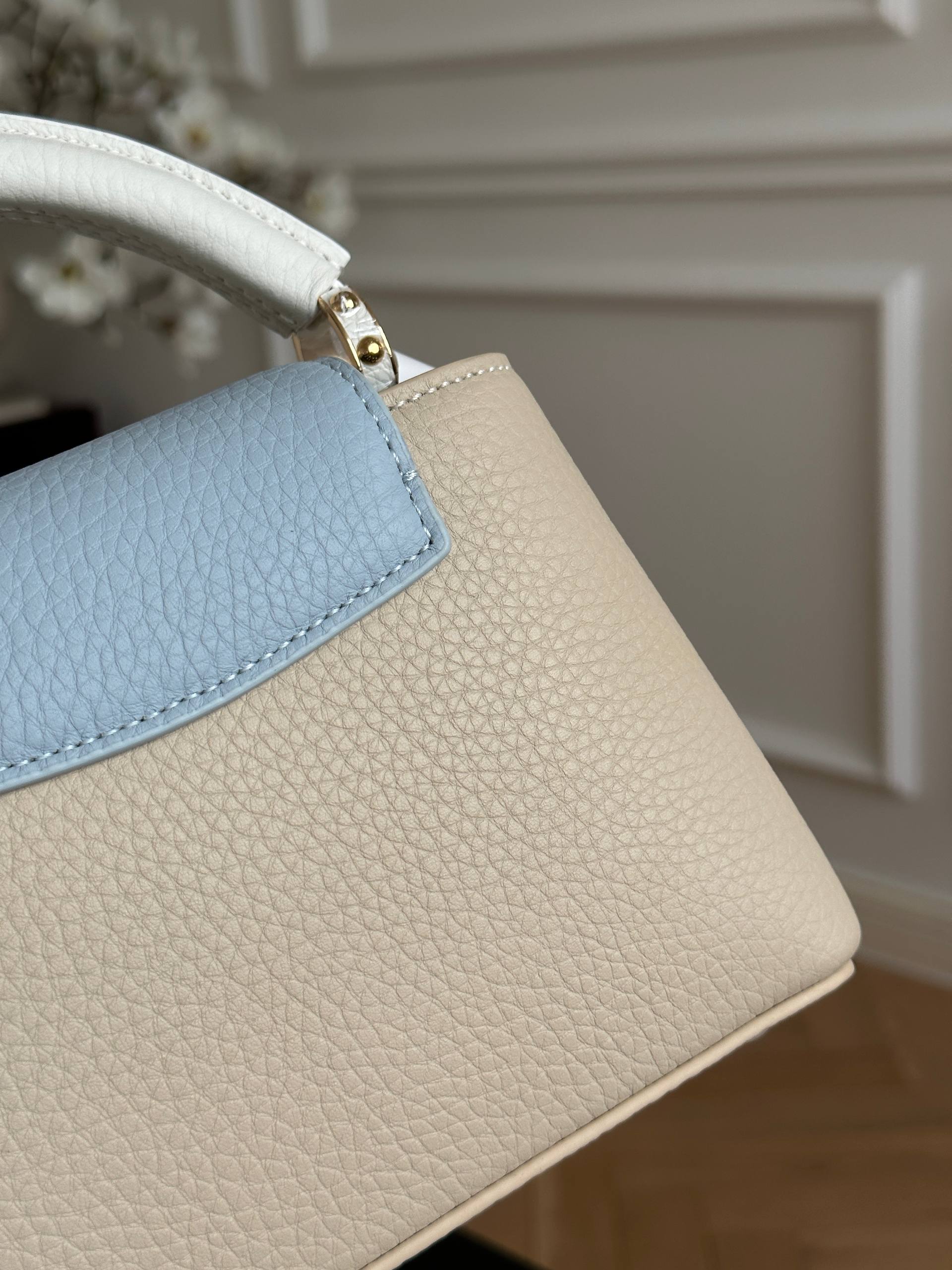 Louis Vuitton Capucines Mini Light Beige Taurillon Leather Handbag with Two Straps