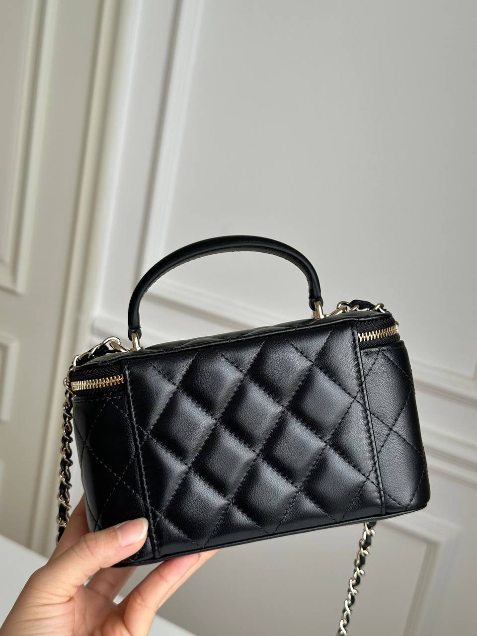 CHANEL Vanity Case Top Handle Bag