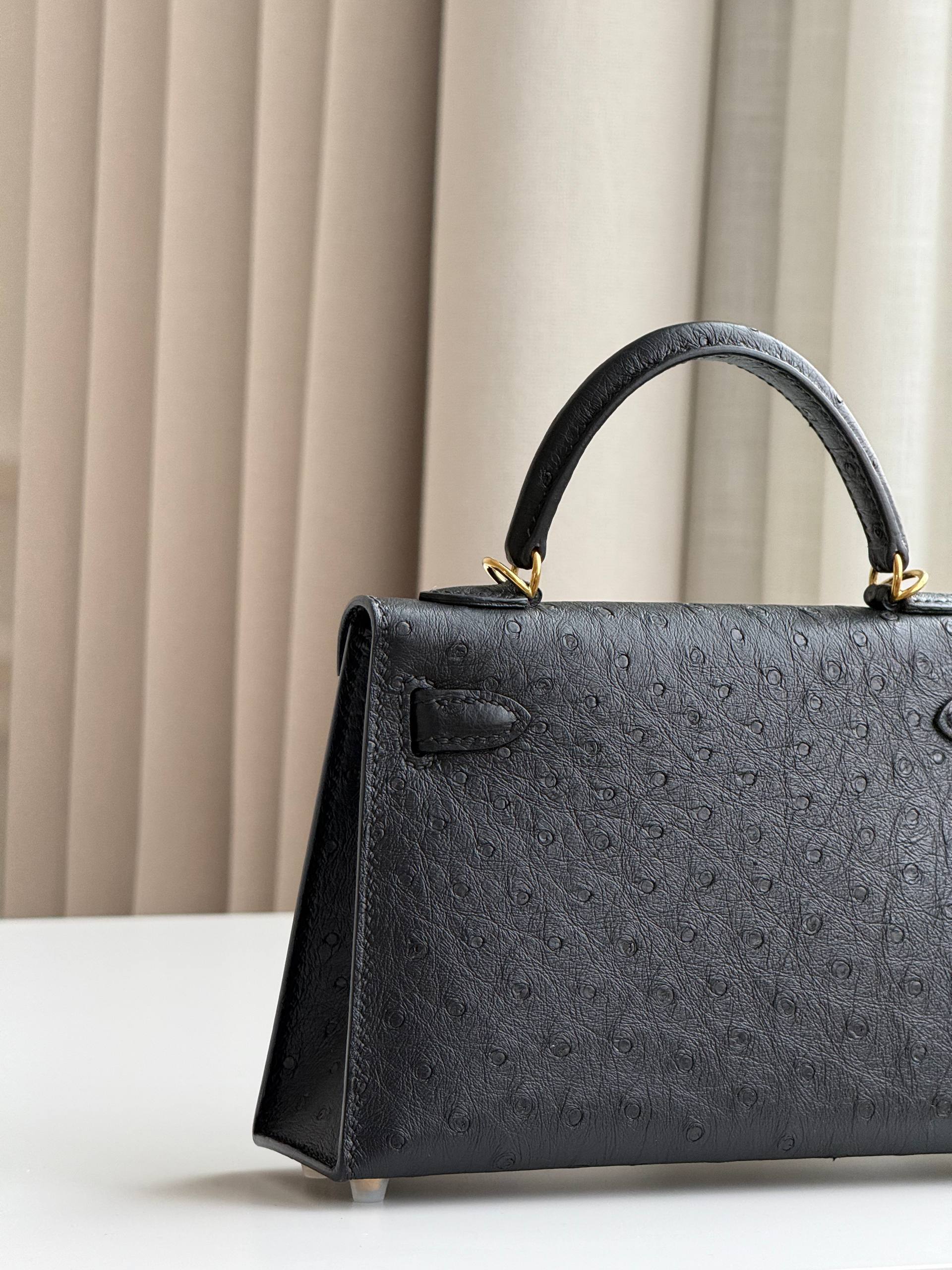 Mini Kelly 2 Ostrich Black Gold Hardware