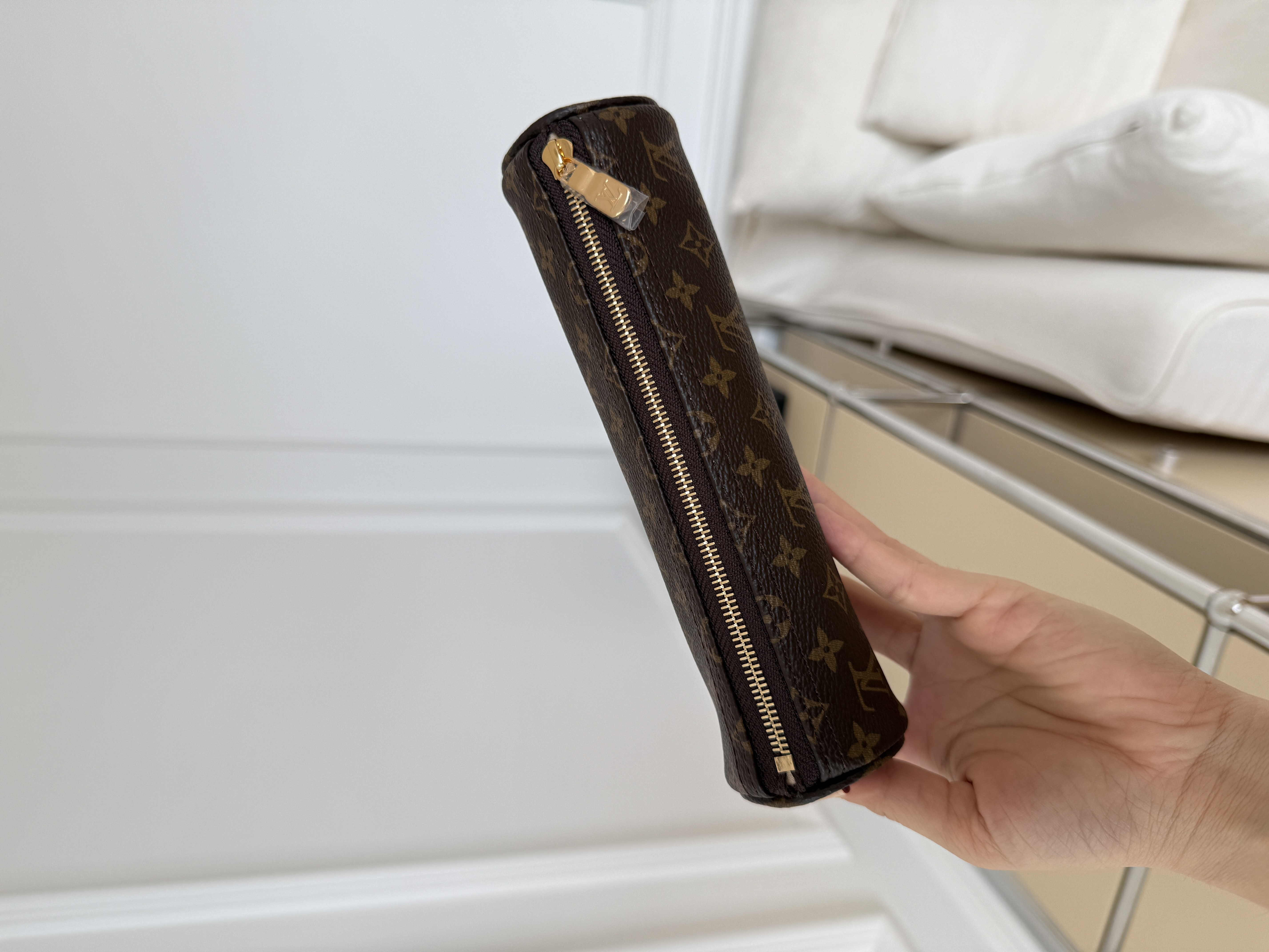 Louis Vuitton Trousse Rondo Cylindrical Pouch