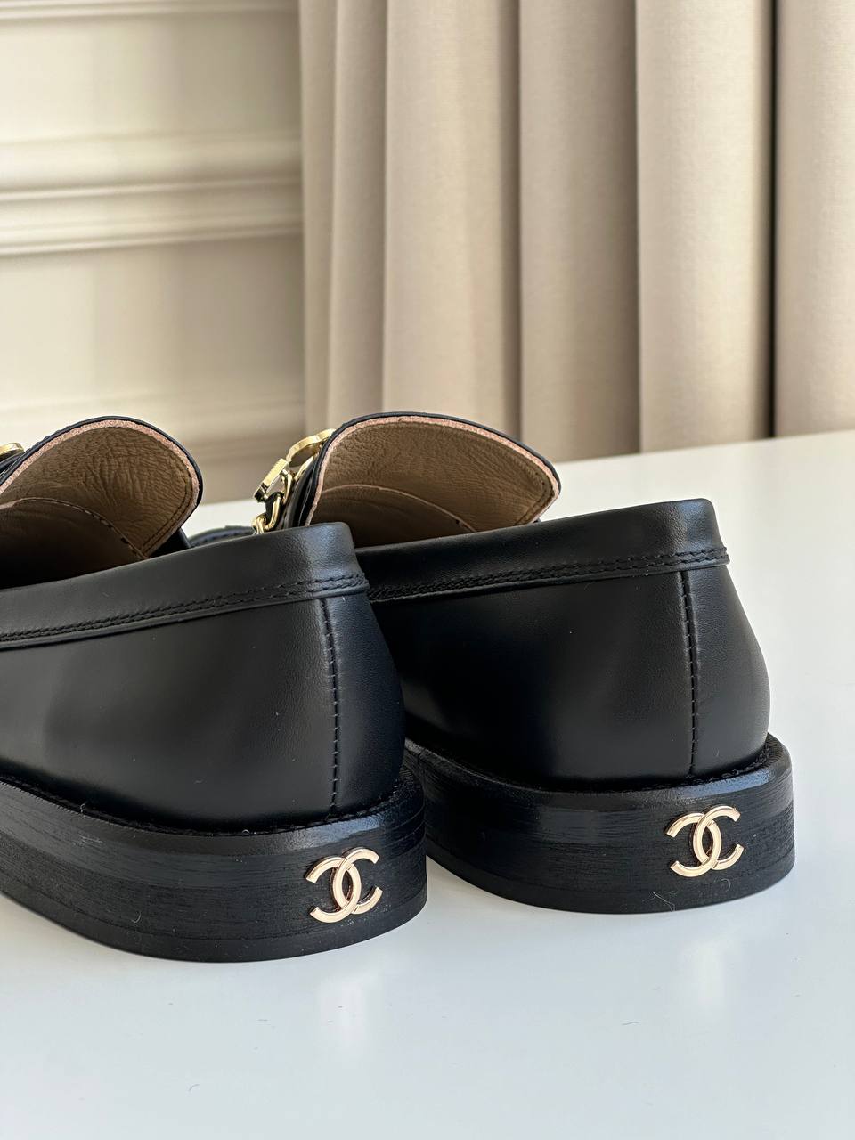 Chanel Black Smooth Calfskin Heart Camellia Interlocking CC Metal Chain Low Heel Loafers