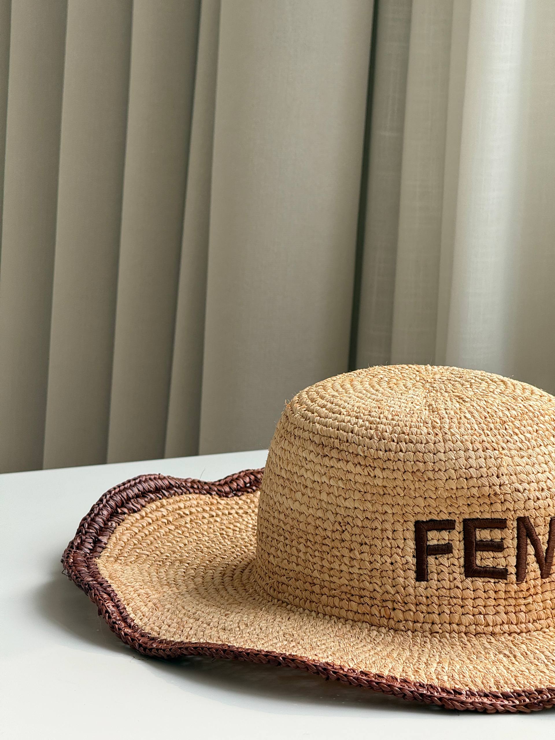 Fendi Logo Embroidery Wavy Brim Raffia Sun Hat