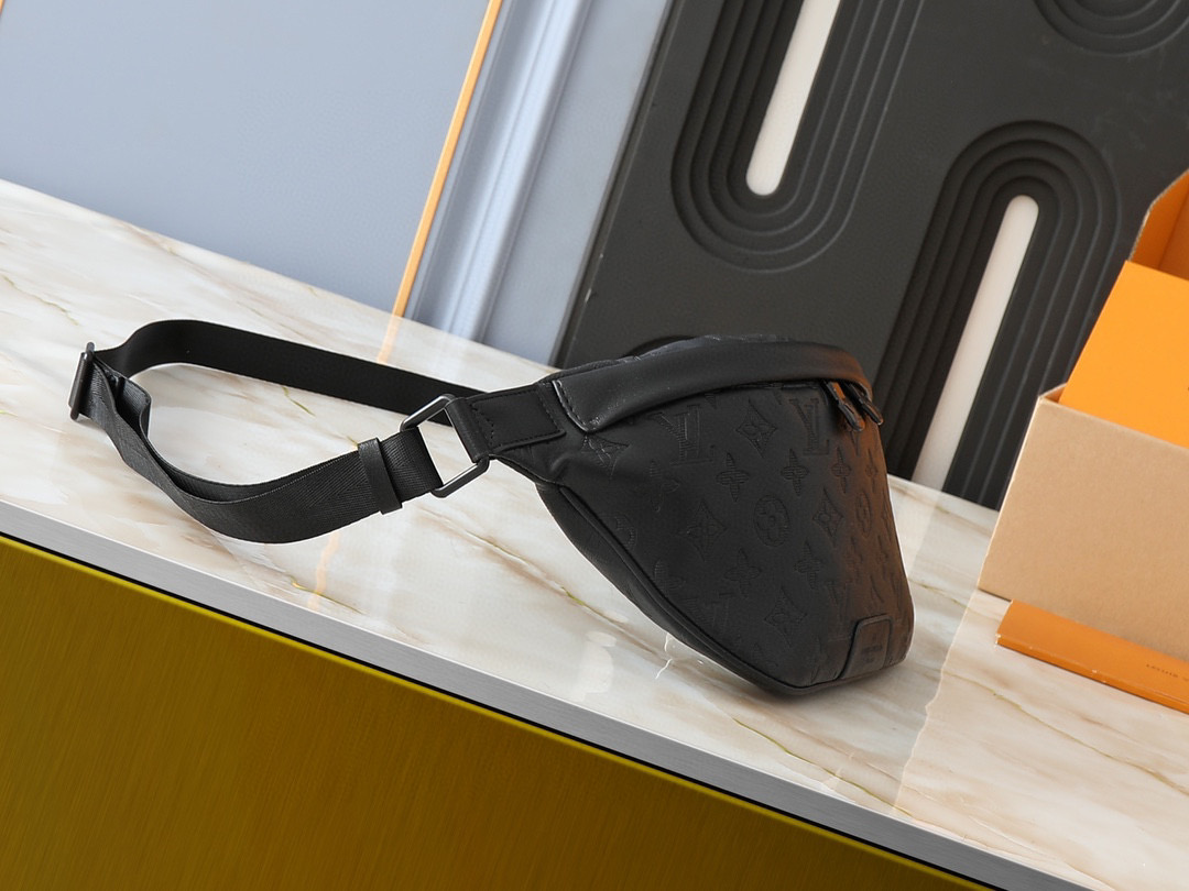 LV Discovery Embossing Full Logo Waist Bag Black