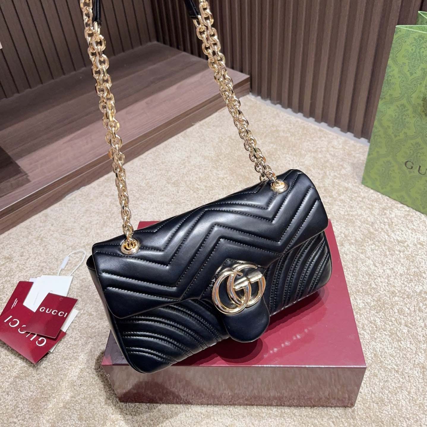 GG MARMONT SHOULDER BAG