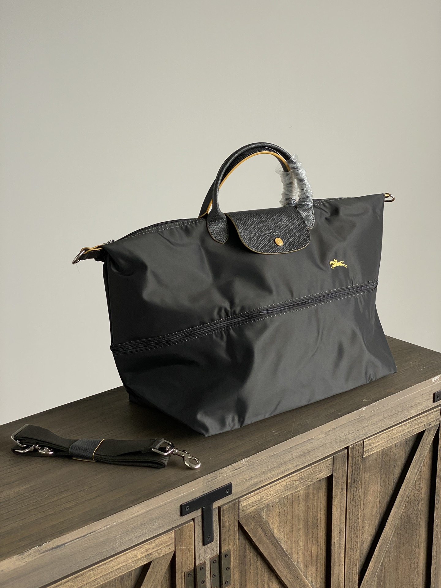 Women Handbag L1911619 Le Pliage Club Travel Bag Expandable