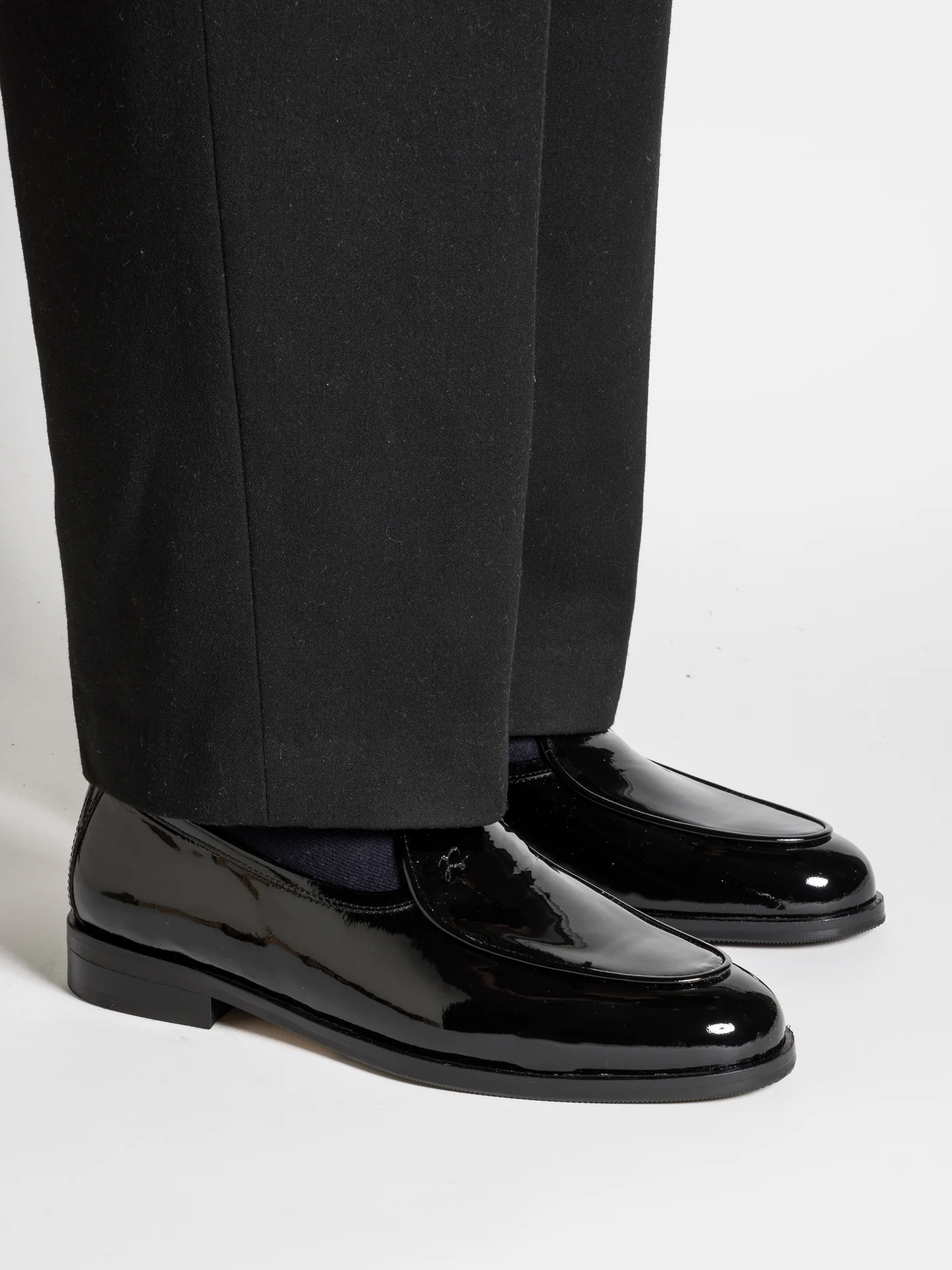 JACQUES NEW PATENT BLACK SG