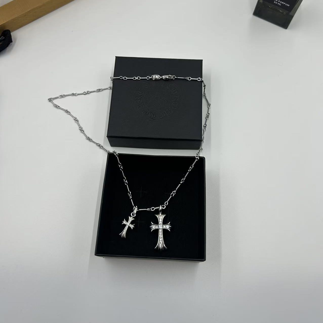 CHROME HEARTS DOUBLE CROSS NECKLACE