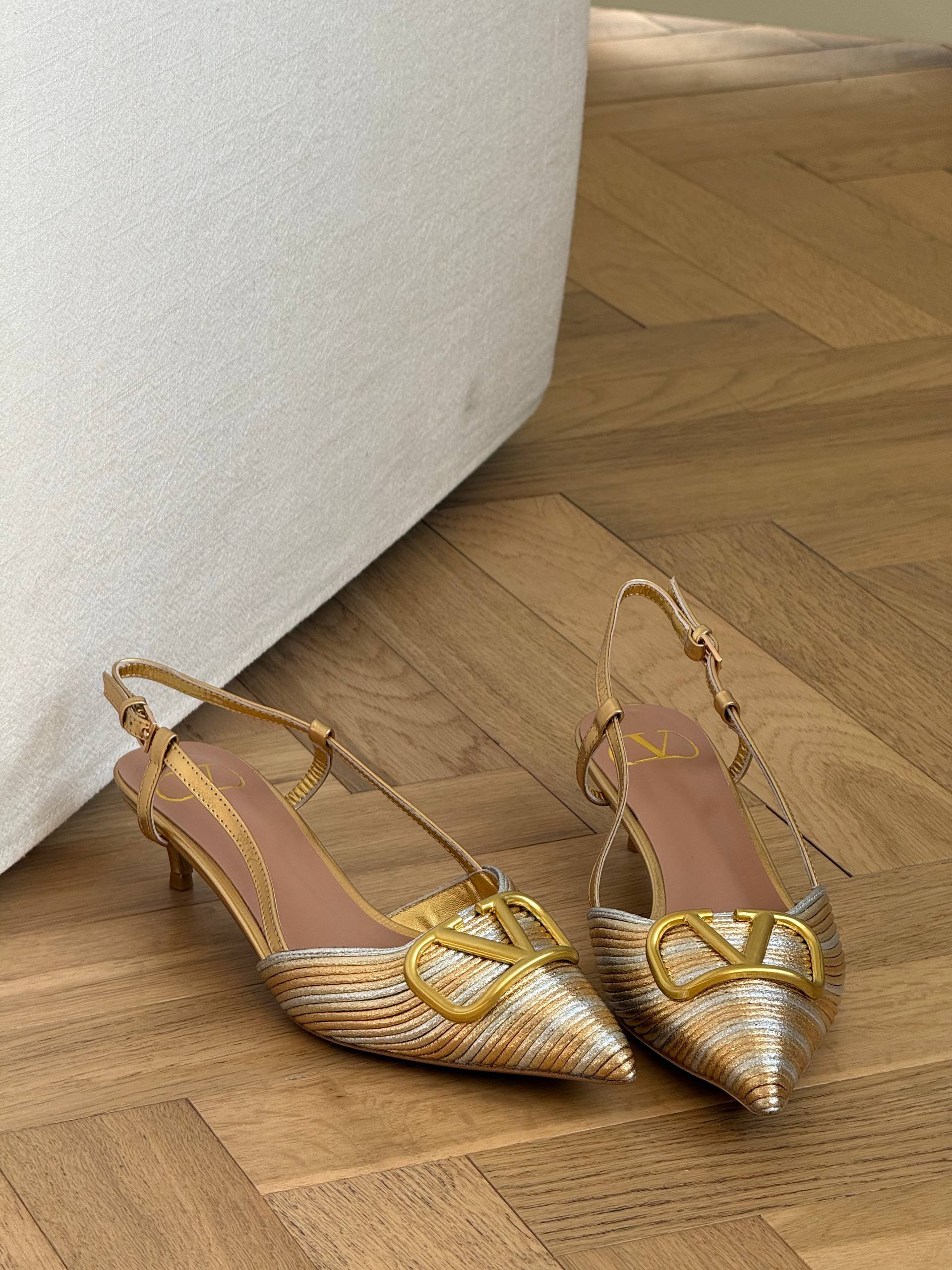 Valentino Garavani VLogo Signature Metallic Cornely Embroidery Slingback Pumps
