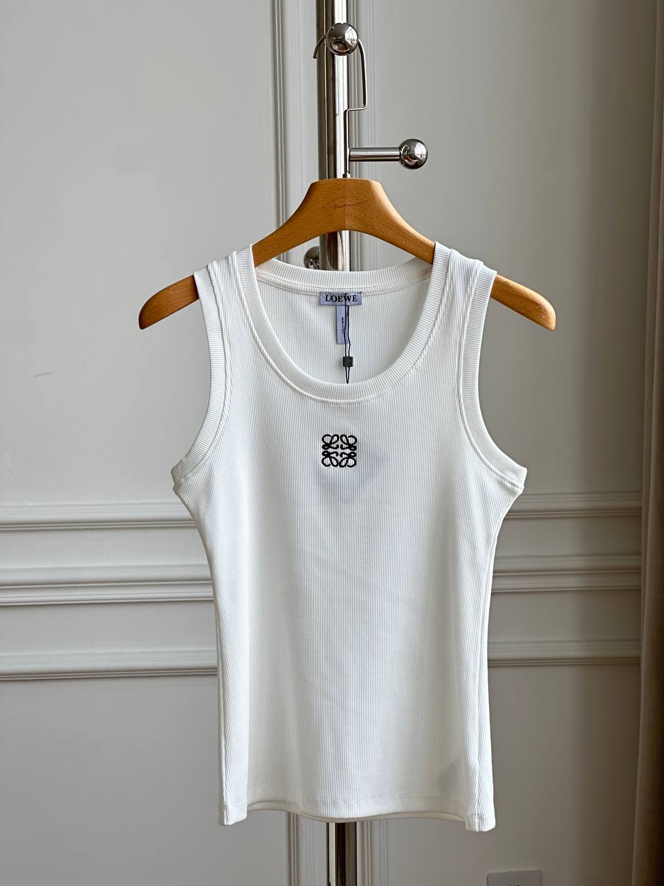 Loewe White Ribbed Knit U-Neck Sleeveless Tank Top With Black Anagram Embroidery