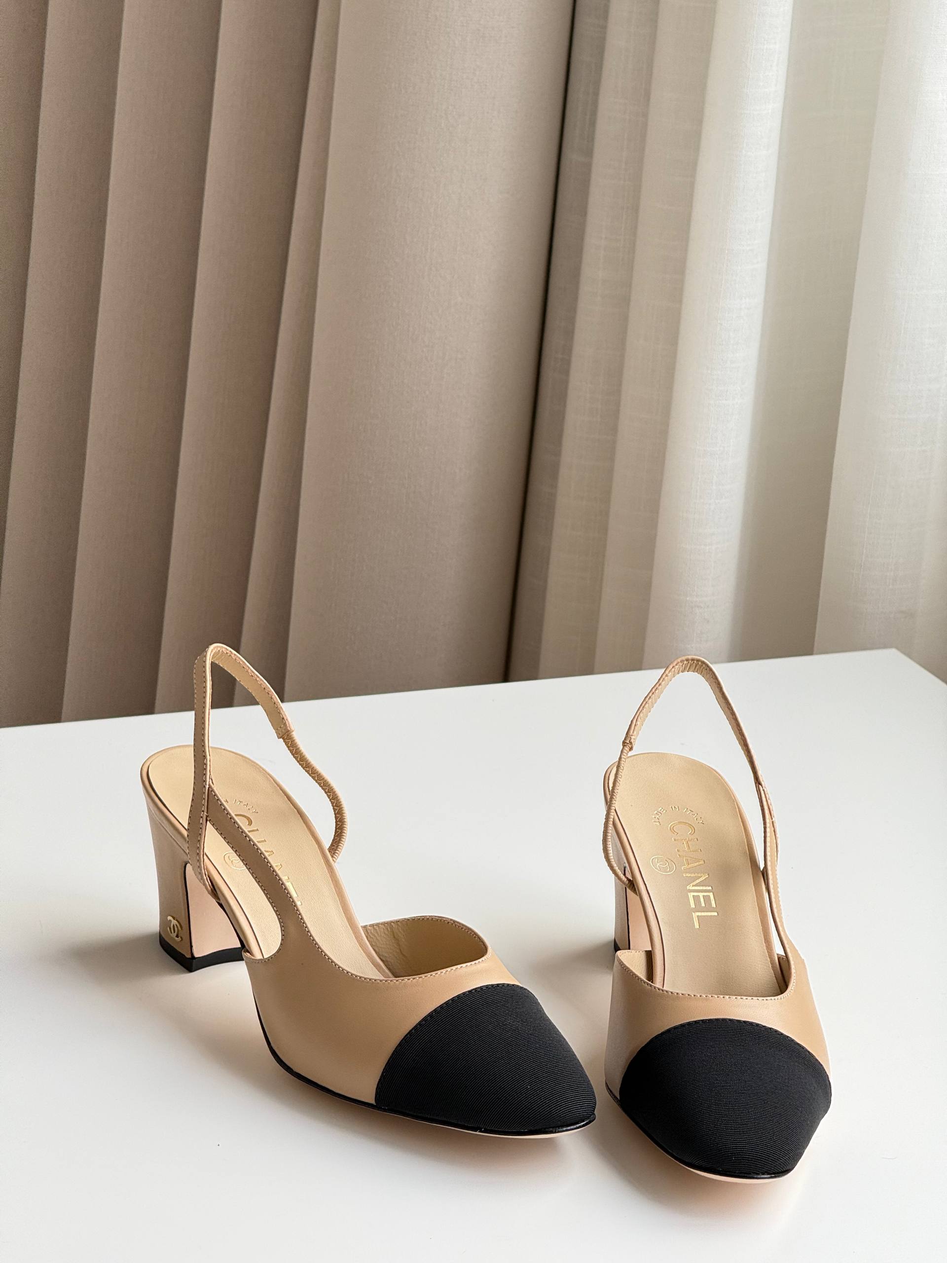 Chanel Two-tone Cap Toe Slingback Block Heel Sandals