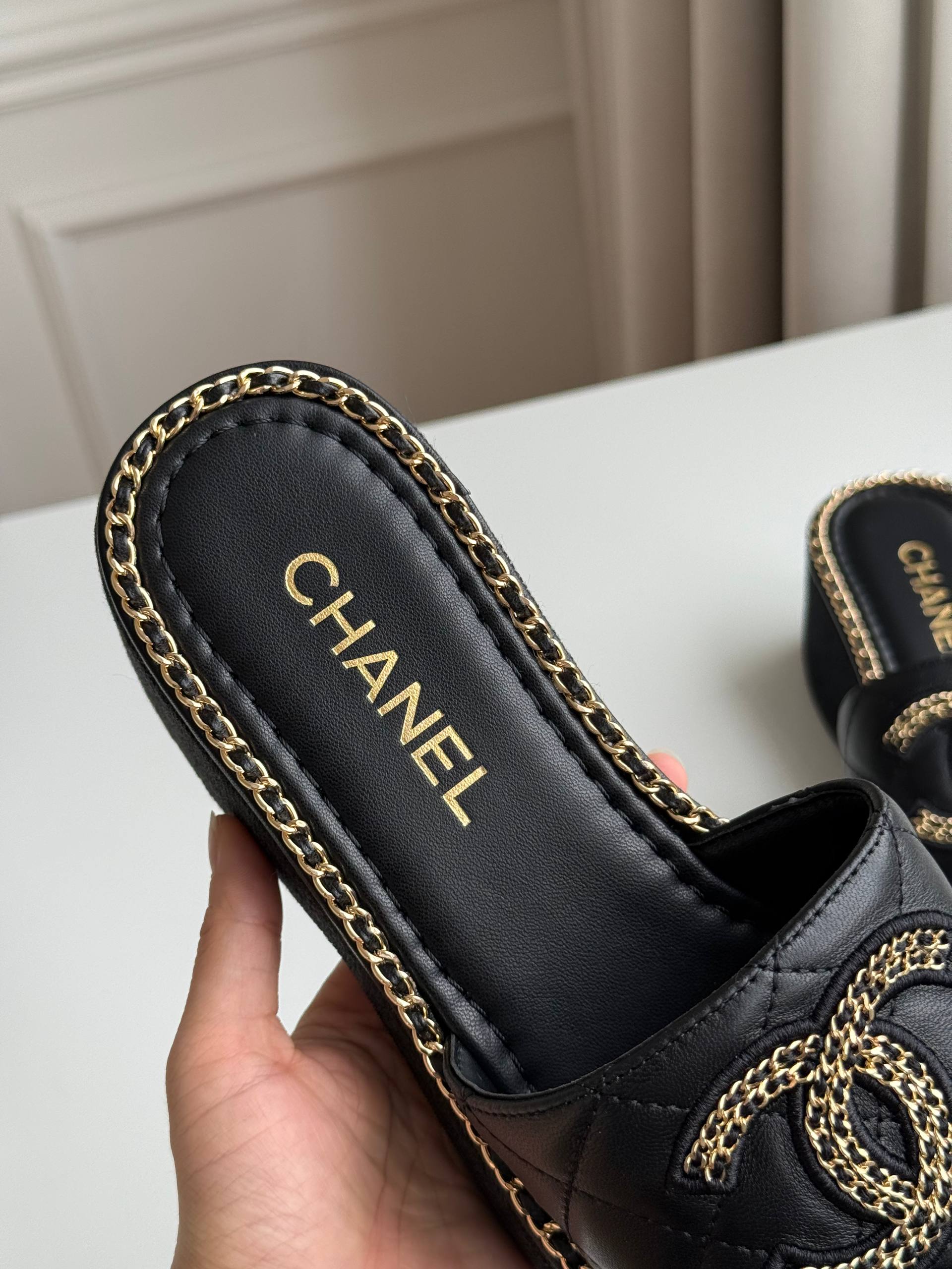 CHANEL Quilted Leather CC Logo Chain-Trim Wedge Slide Sandals
