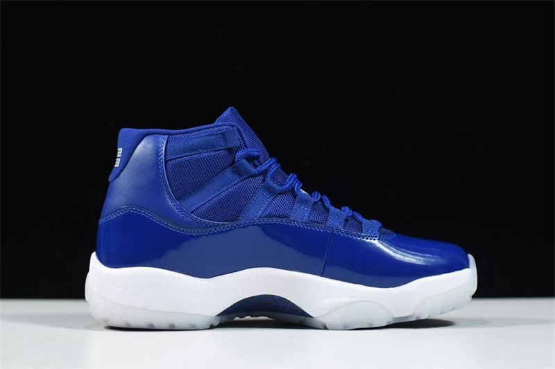 Air Jordan 11 Retro Navy Blue AT7802-115