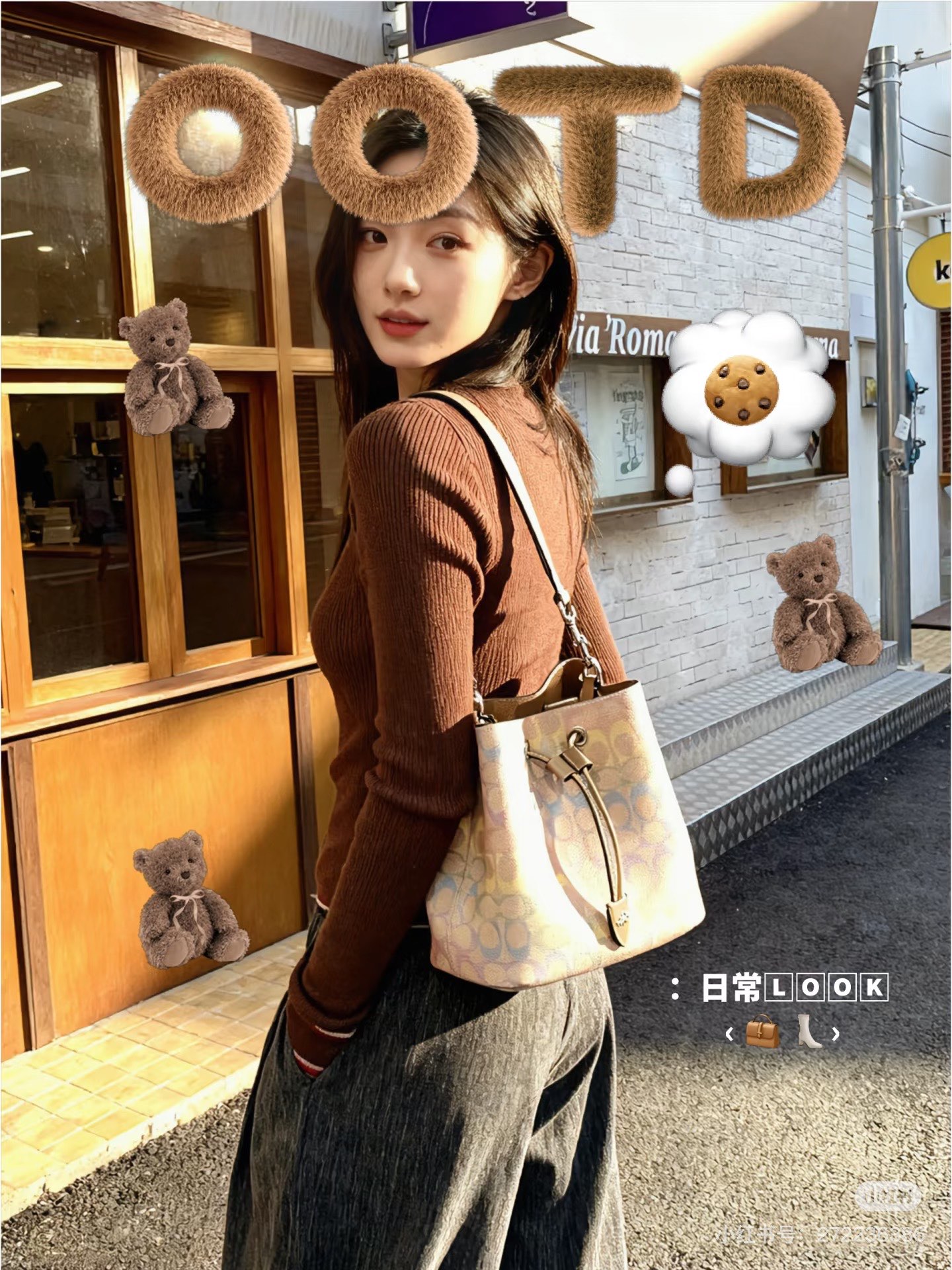 Women Handbag CEL14 CDY21 CBH06 CBH07 CDA92 CEA23 ROWAN BUCKET BAG IN PRETTY SIGNATURE CANVAS