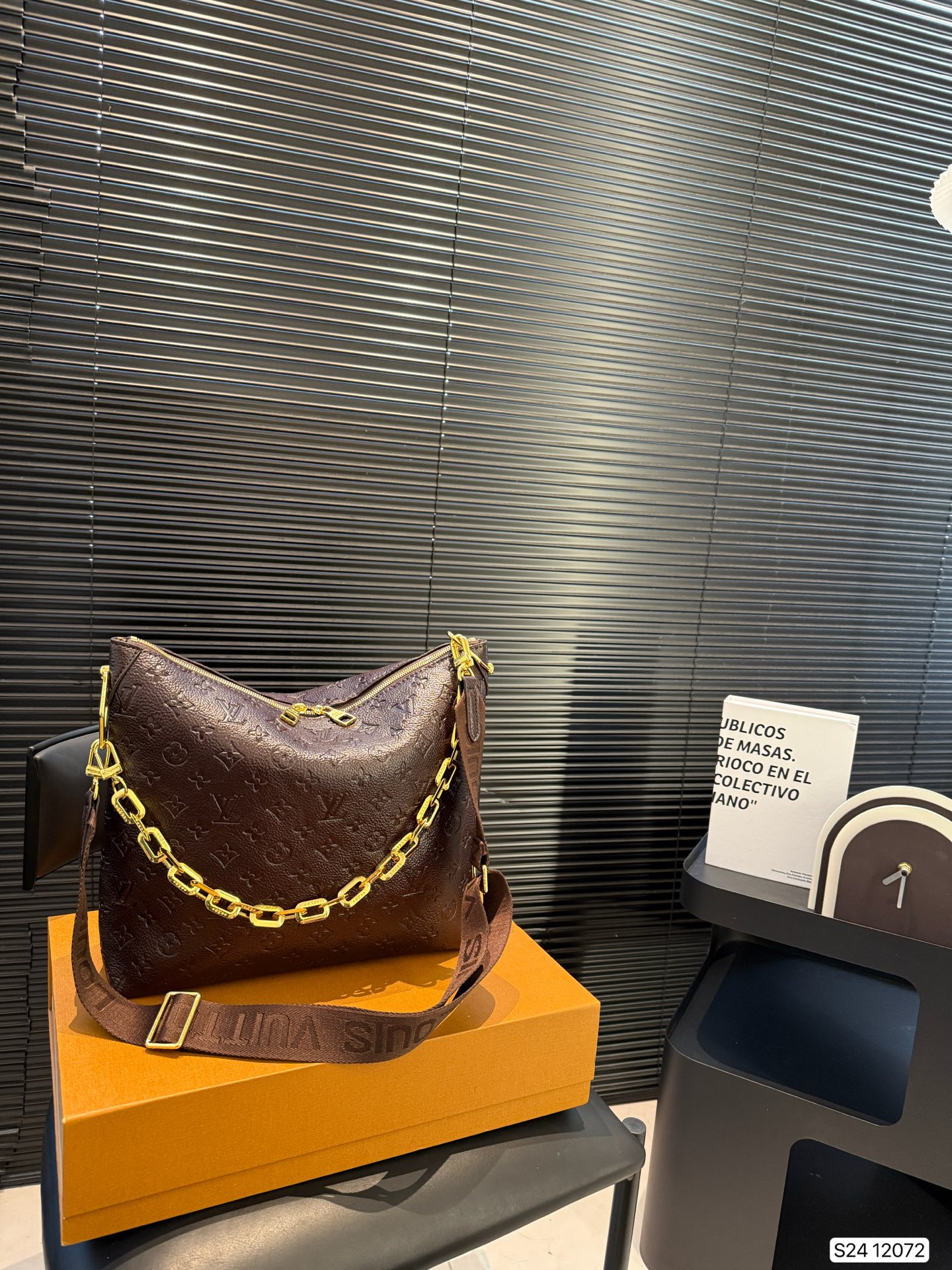 LV  Bag