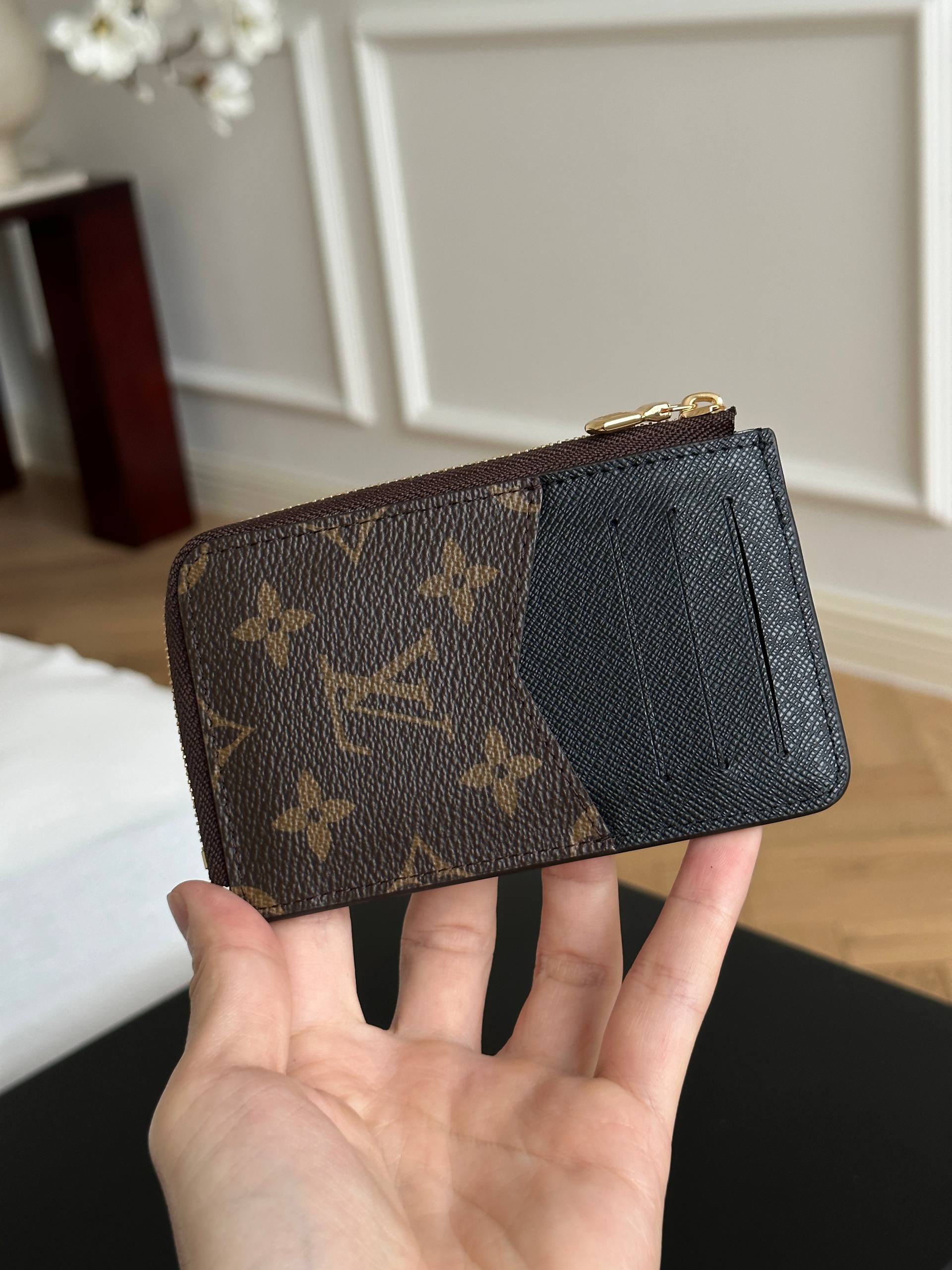 Louis Vuitton Monogram Envelope Zipped Card Coin Wallet