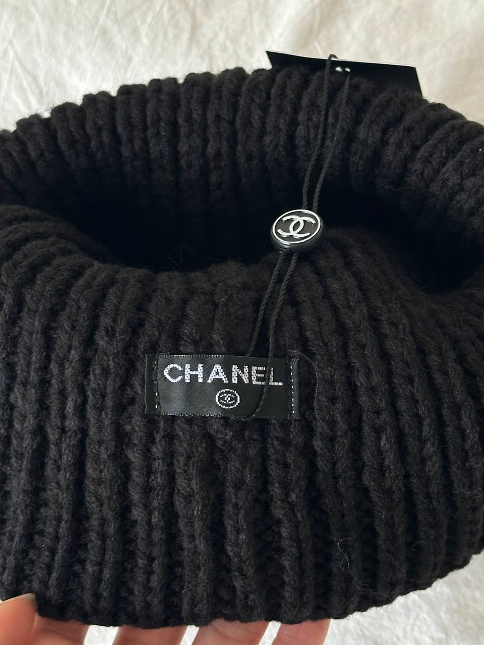Chanel Black Cable Knit Cuffed Beanie Hat With White Felt CC Logo