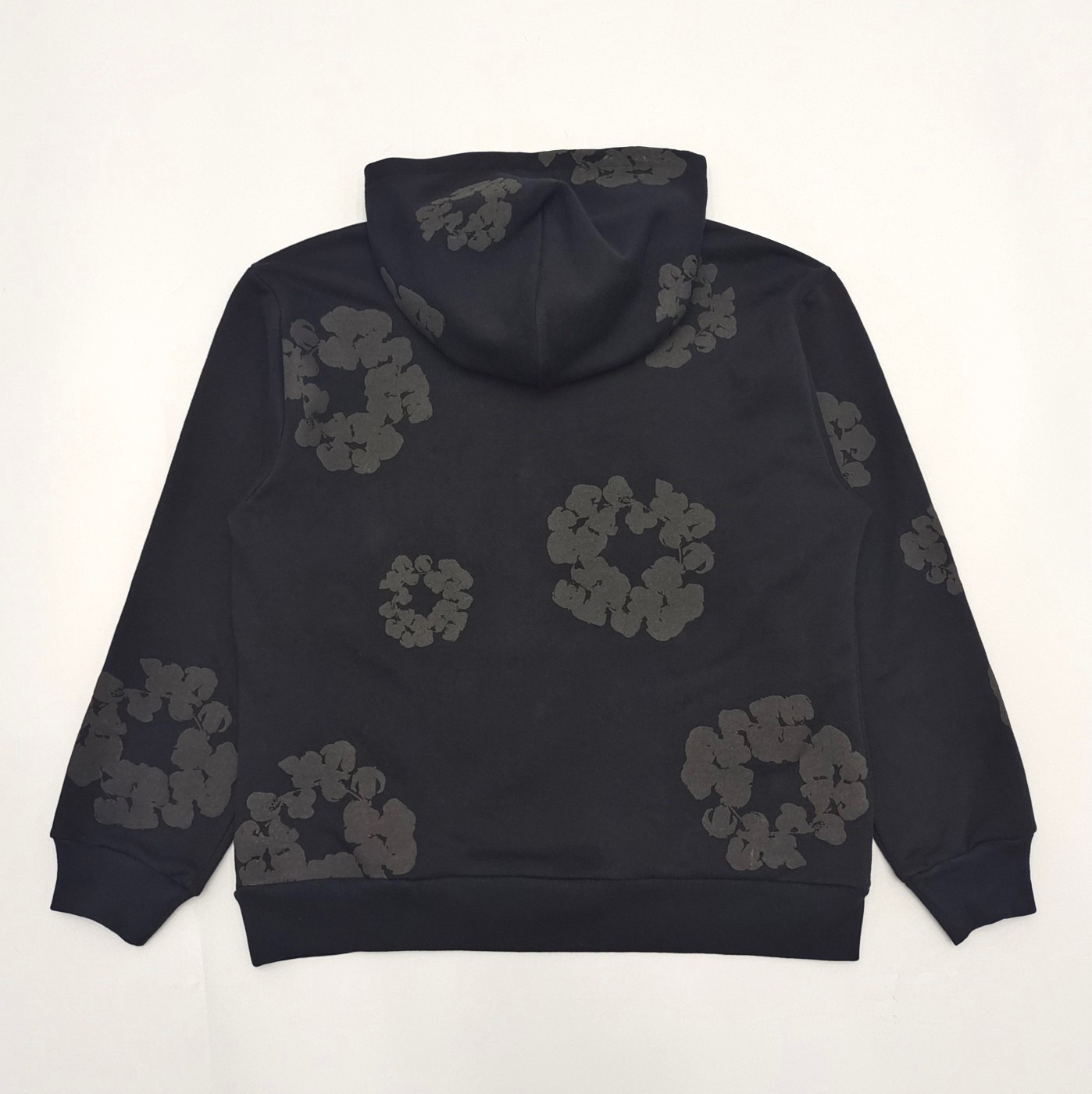 1:1 Best Quality Puff Dark Logo Hoodie Black