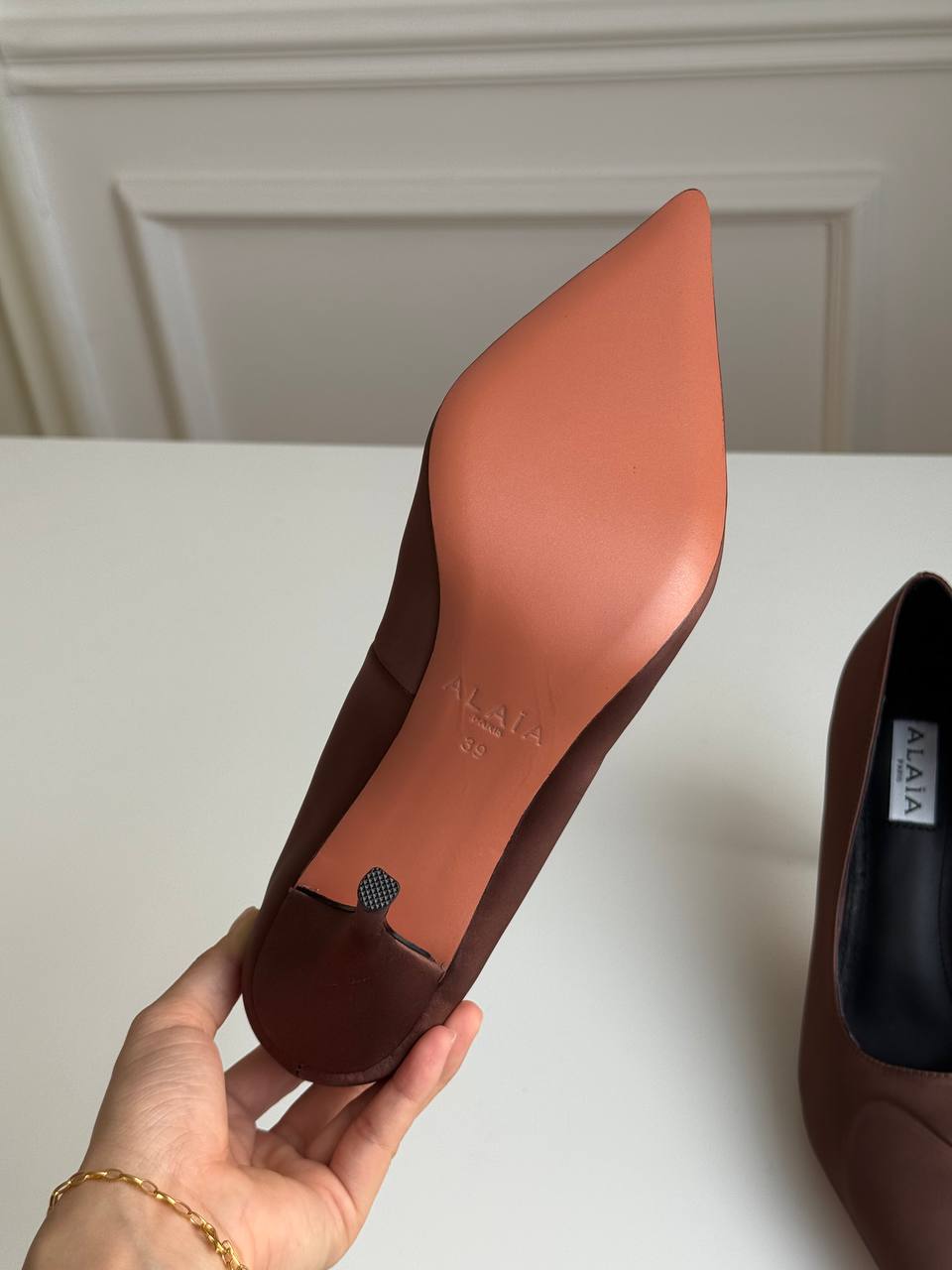 ALAÏA Le Cœur 3D Satin Pointed-Toe Pumps
