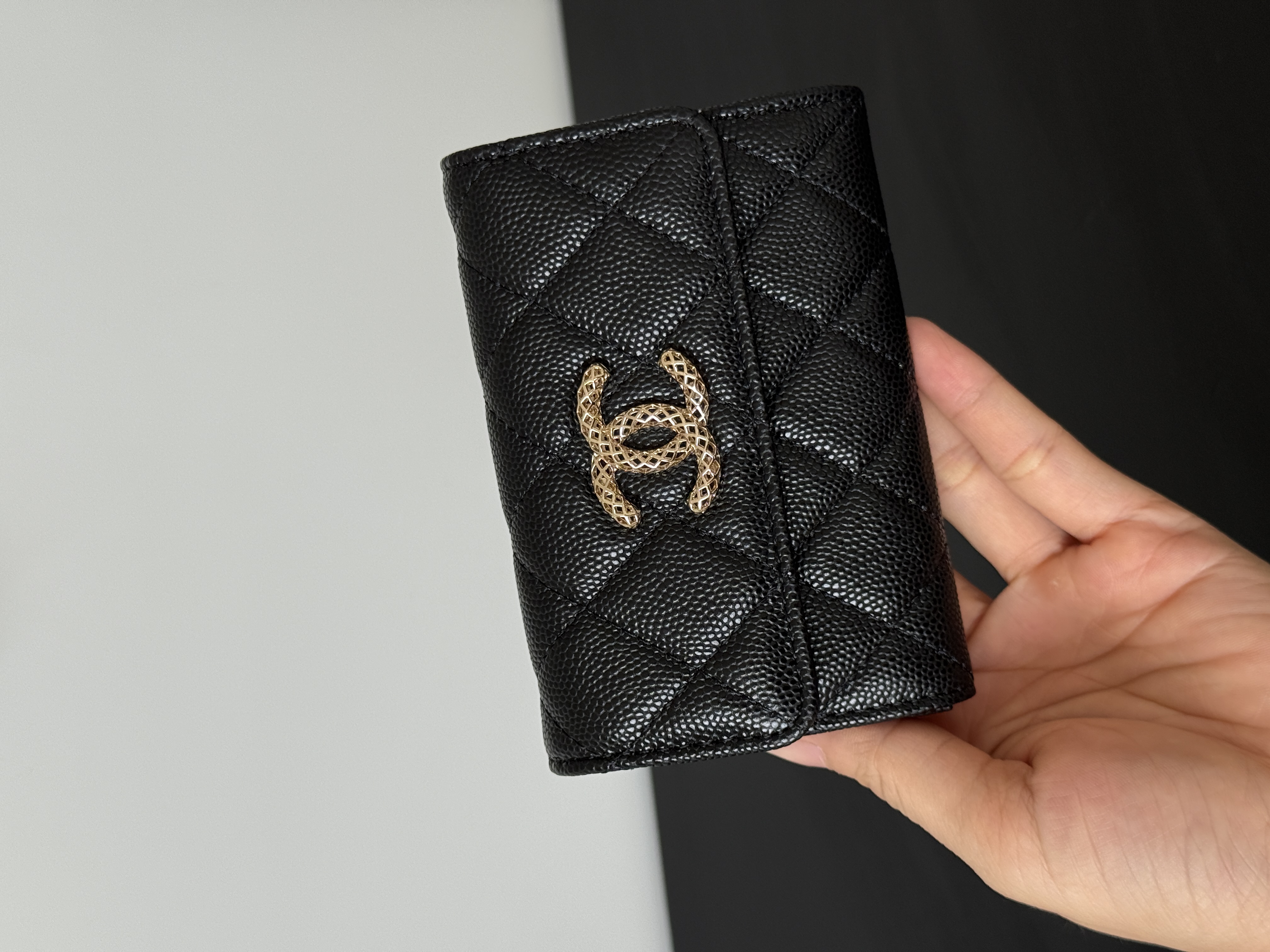 CHANEL Matelassé Flap Card Holder