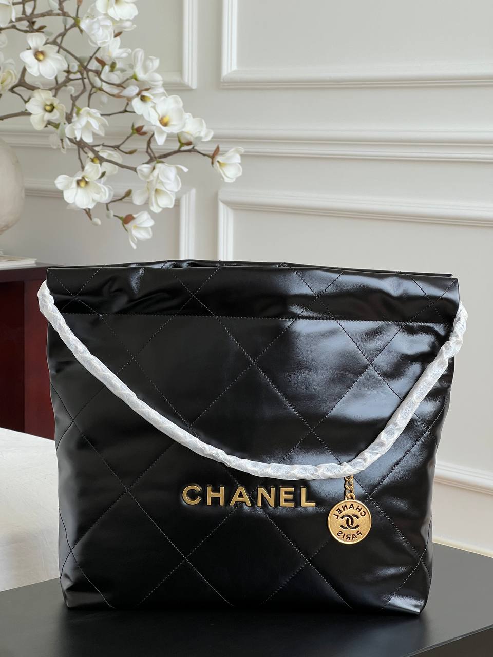 Chanel 22 Large Gloss Leather Quilted Shopping Tote Bag
