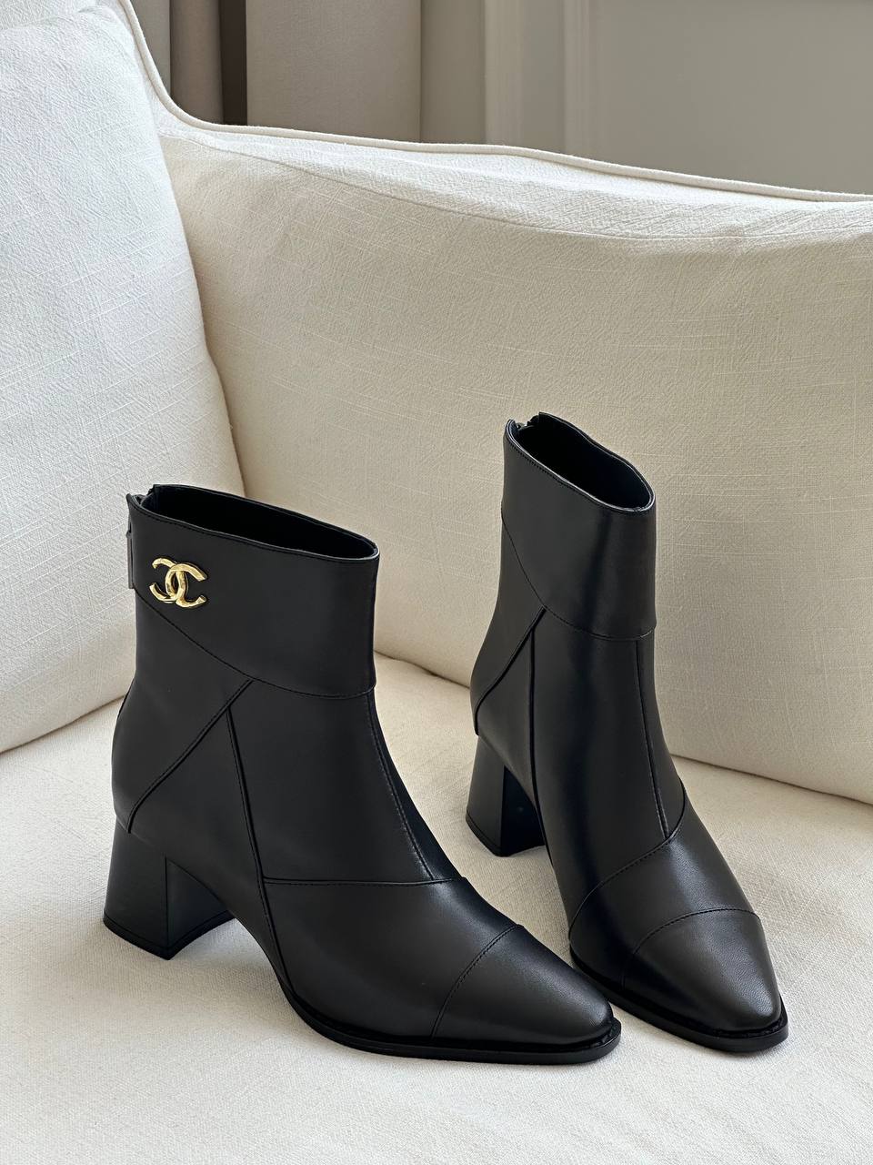 CHANEL Interlocking CC Logo Leather Block-Heel Ankle Boots