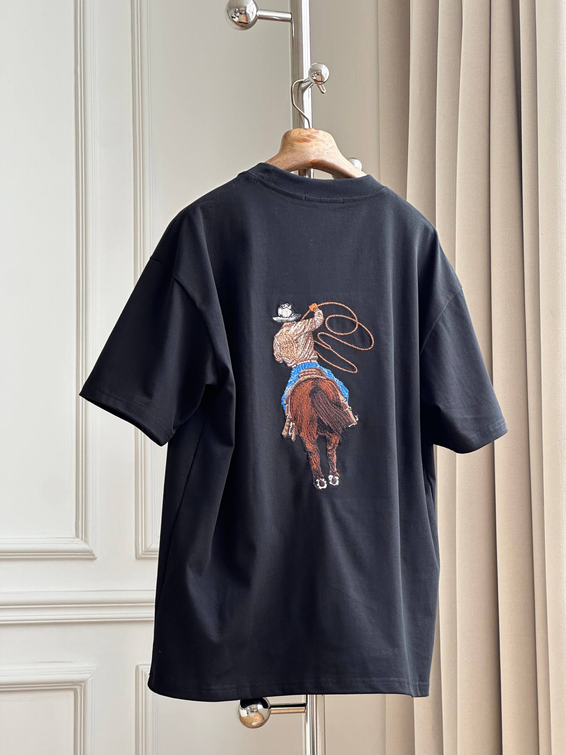 Louis Vuitton Western-style Heavy Embroidered Short-sleeve T-shirt