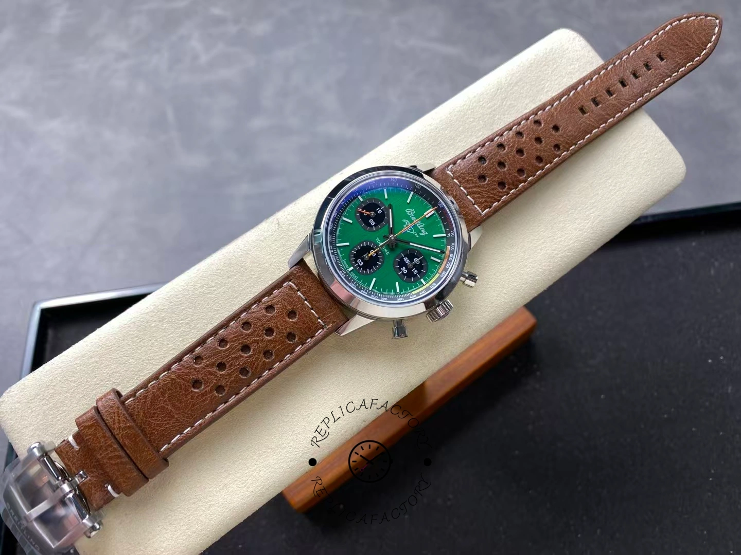 Breitling Top Time Ford Mustang A253101A1L1X1 Chrono Auto 42mm Replica Watch