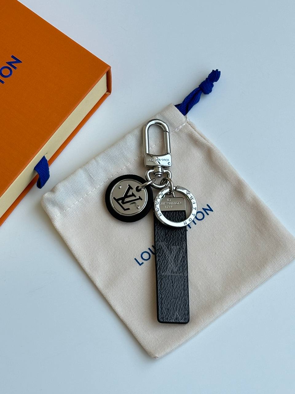 Louis Vuitton Monogram Eclipse Leather Strap Round LV Metal Plate Keychain Bag Charm
