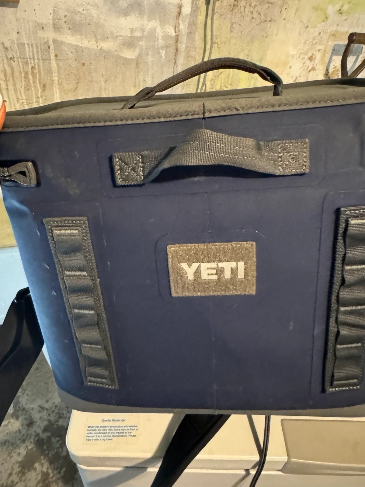 Yeti 18 Like new K9WHT
