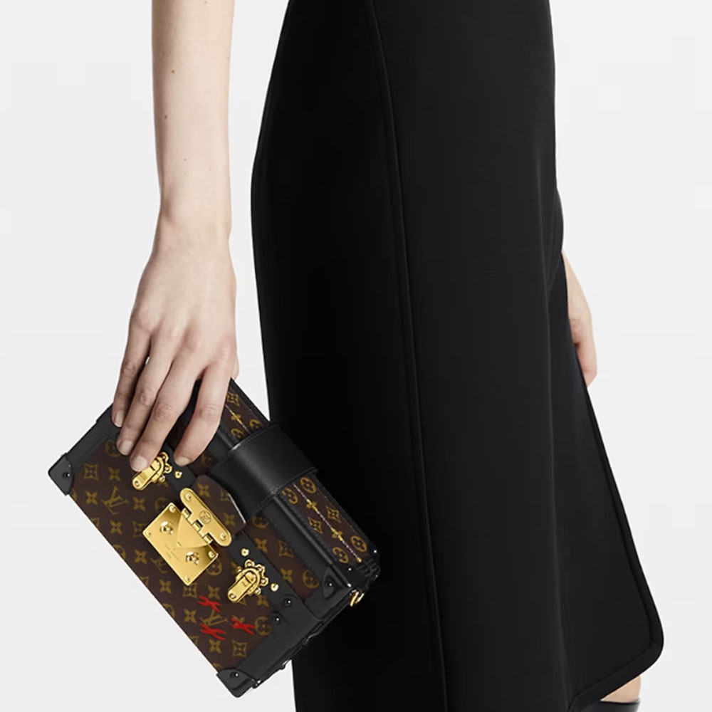 LV Petite Malle