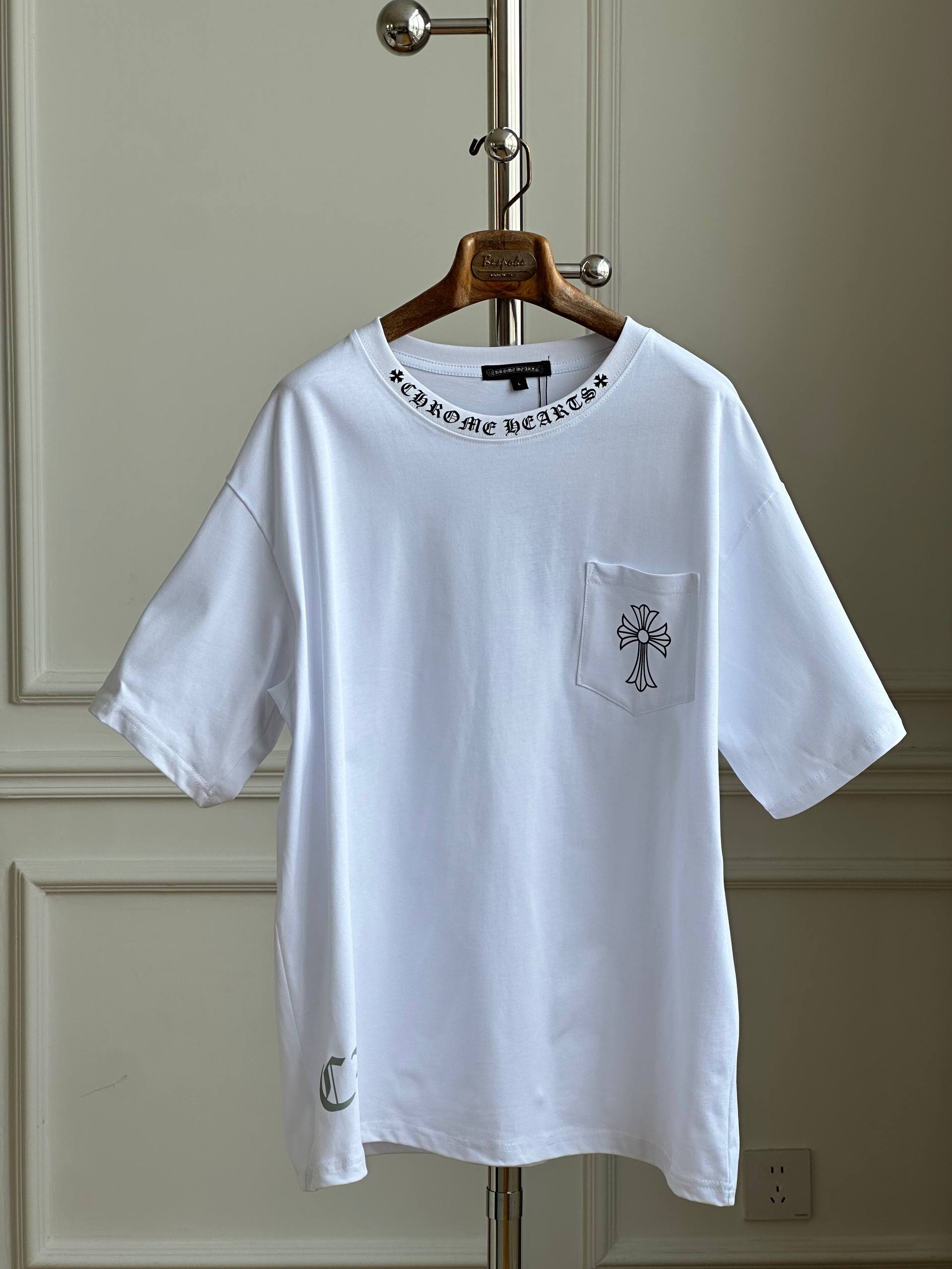 Chrome Hearts Neck Letter Print Cross Pocket T-Shirt