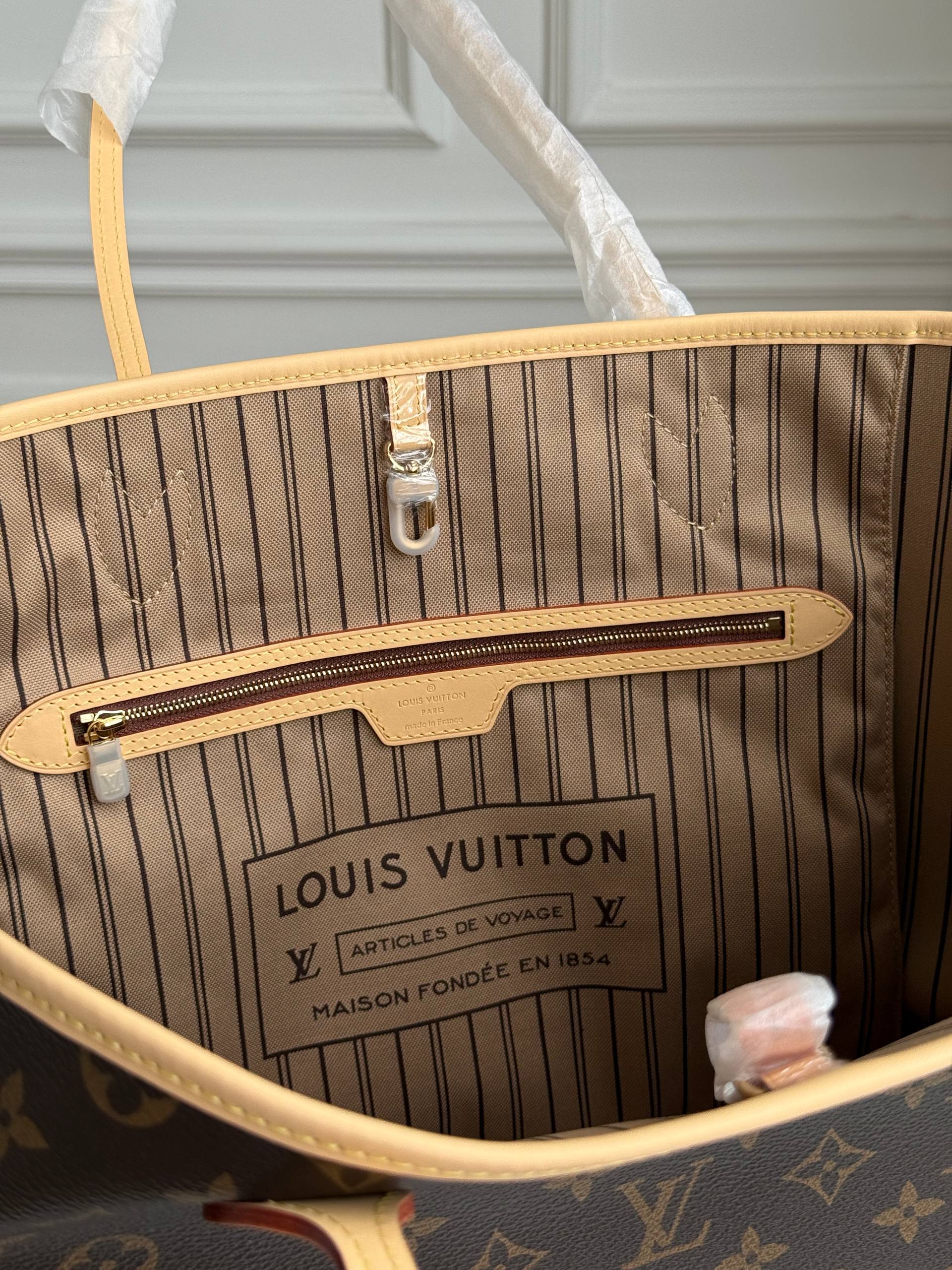 Louis Vuitton Neverfull MM