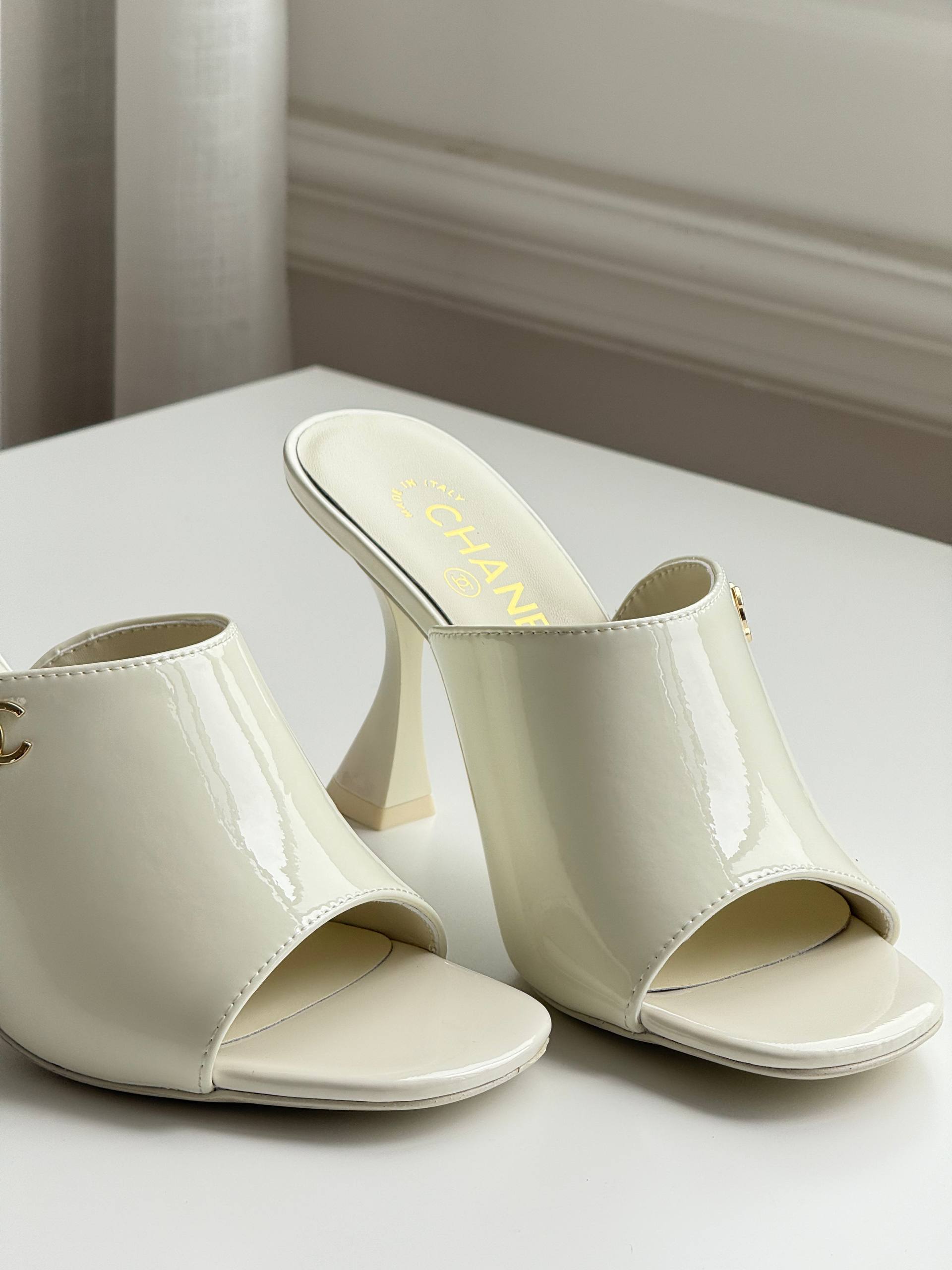 Chanel Patent Leather CC Logo Block Heel Open-Toe Mule Sandals