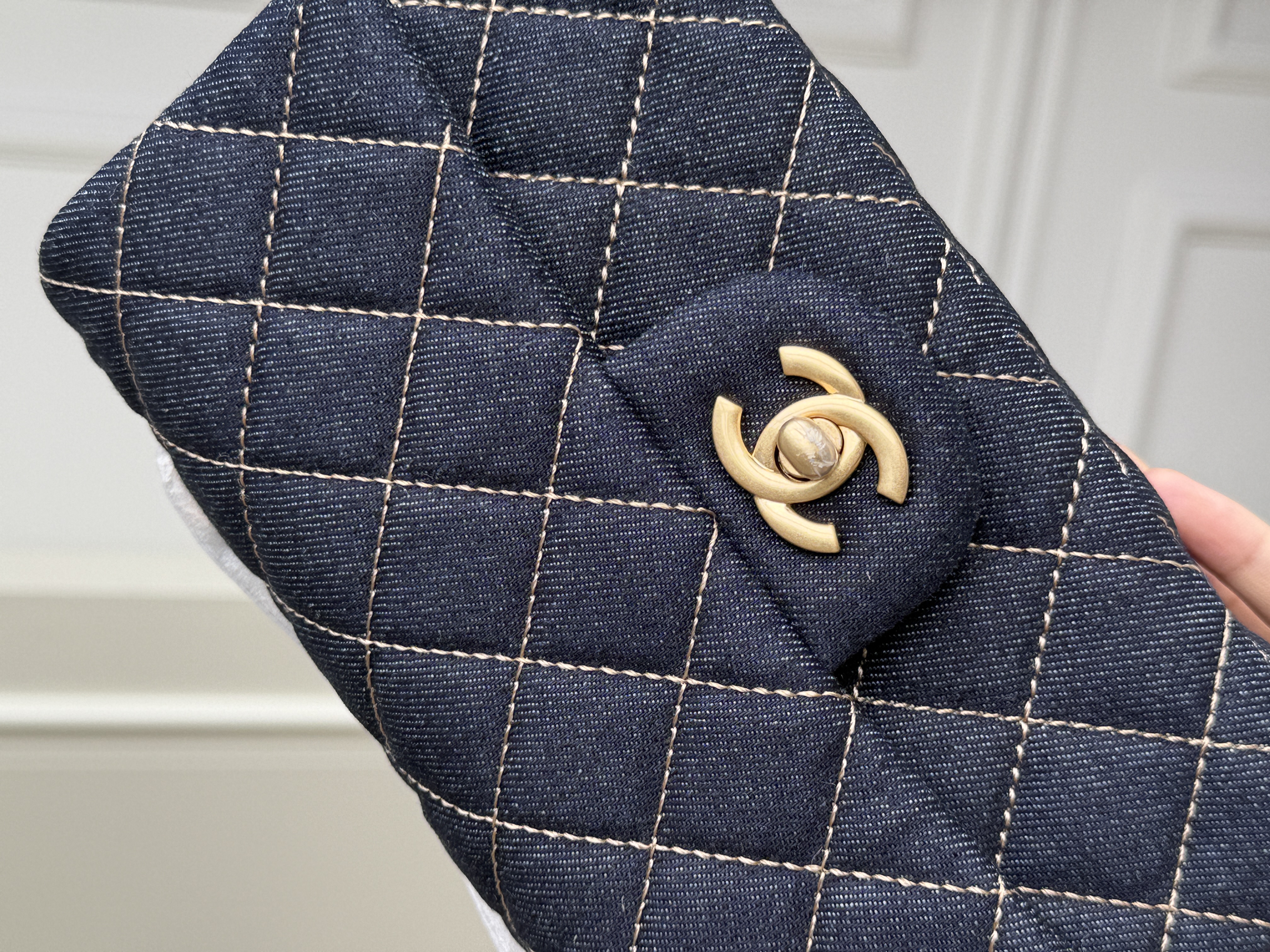 CHANEL 25C Dark Denim Mini Classic Flap