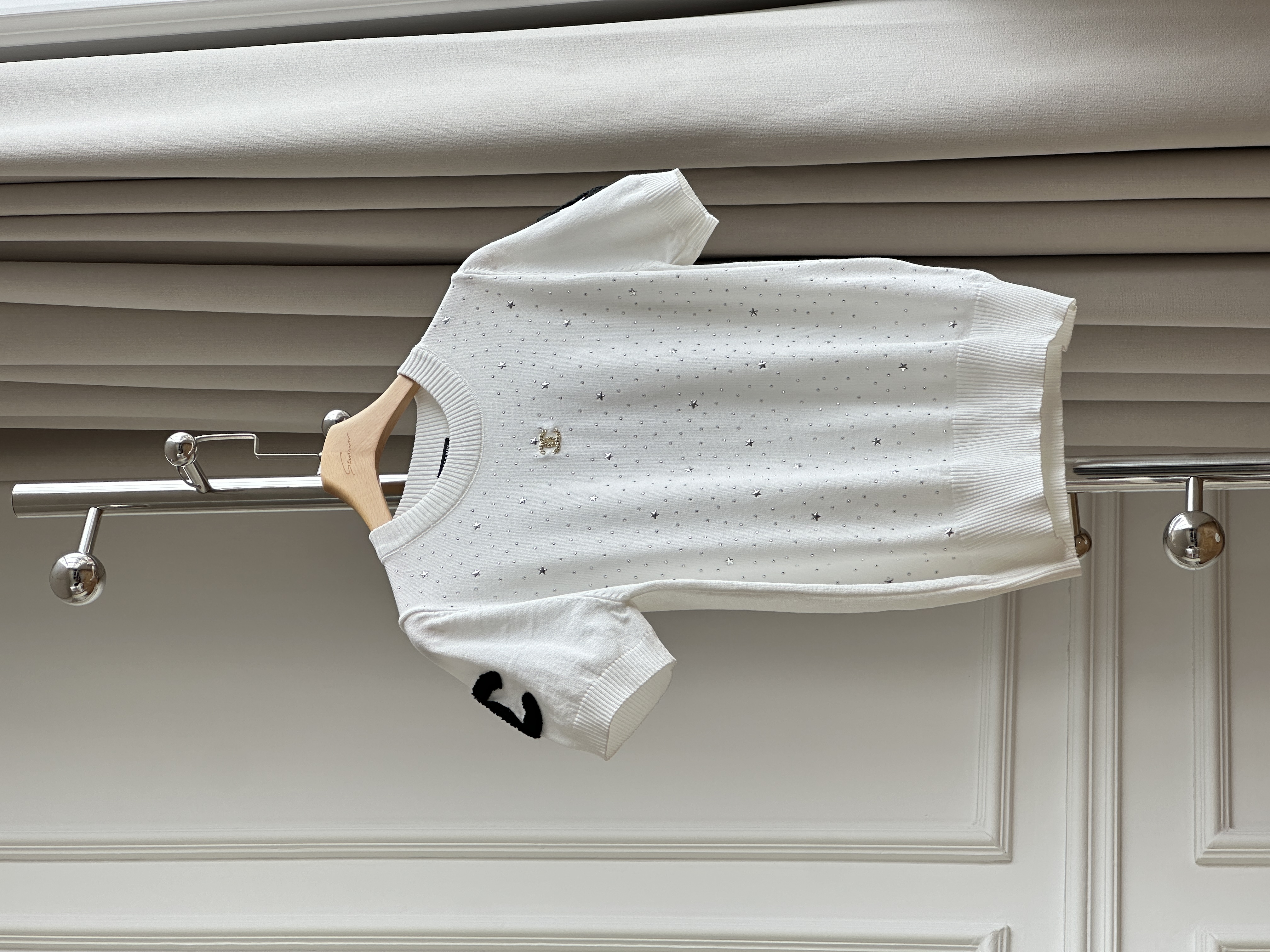 CHANEL Star Rhinestone All Over CC Embroidery Crew Neck Knit Short Sleeve Top
