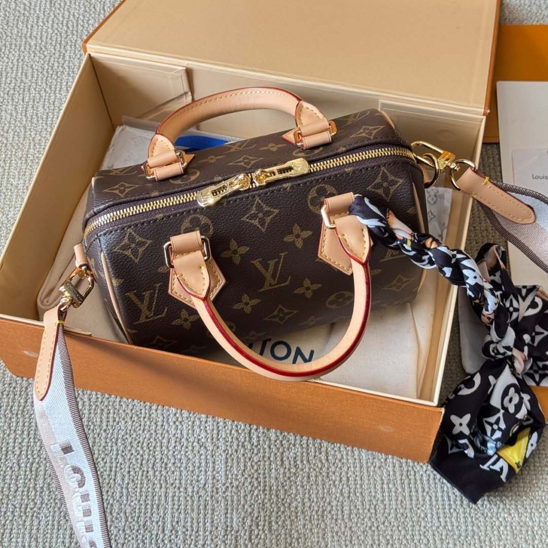 SPEEDY BANDOULIERE MONOGRAM 20X16CM