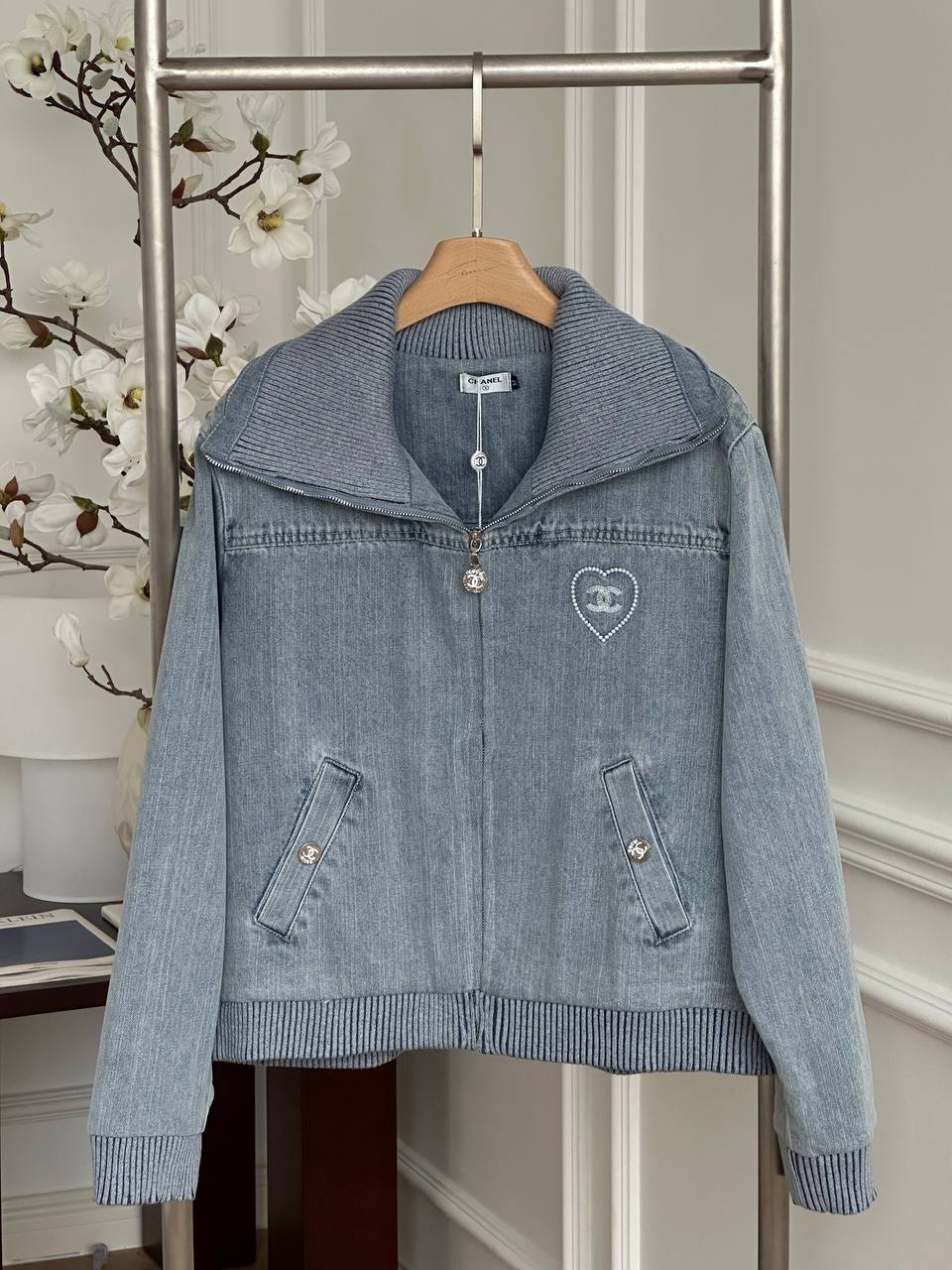 CHANEL Heart Pearl Interlocking CC Embroidery Collared Washed Denim Jacket