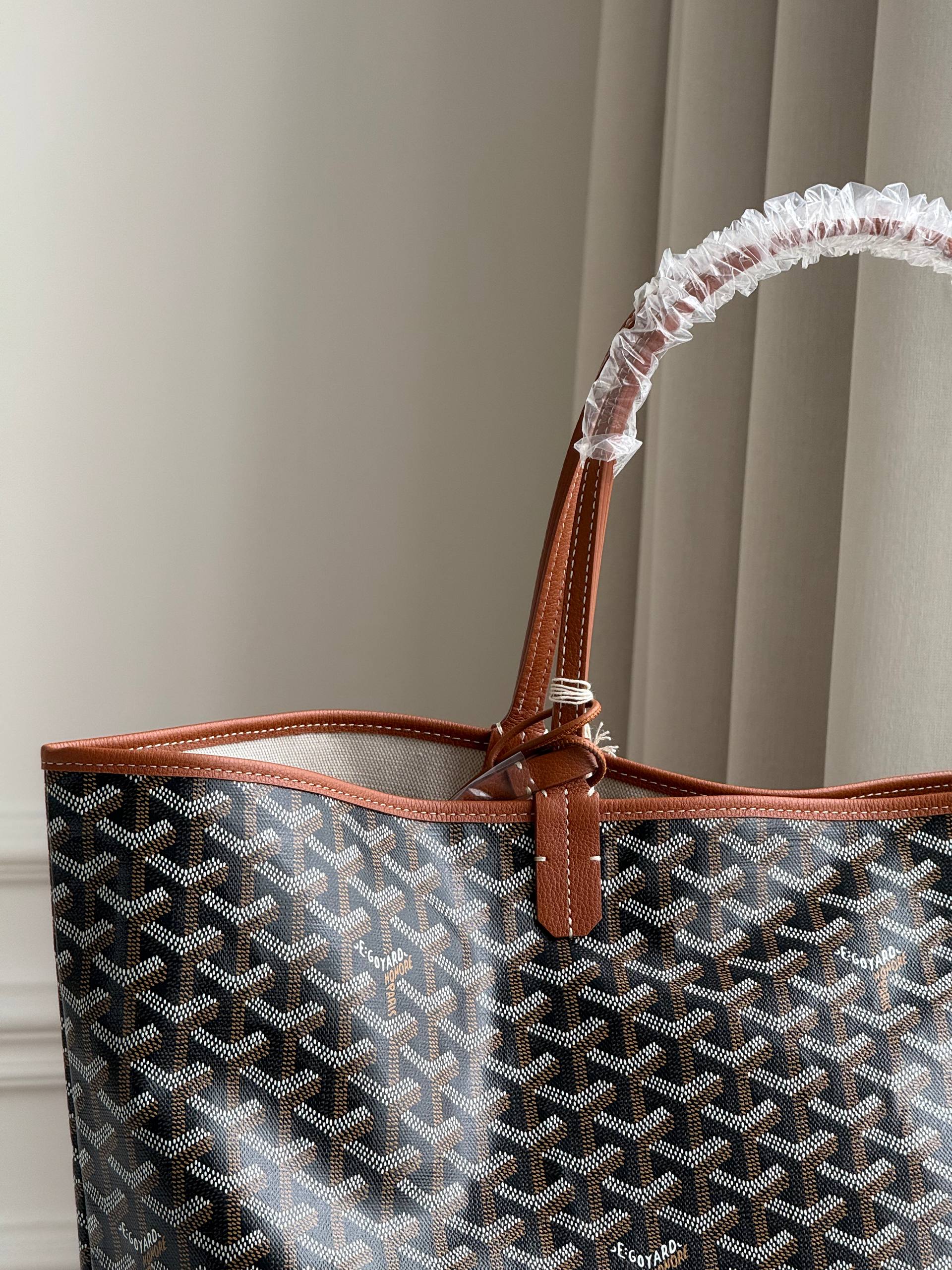 Goyard Saint Louis GM Tote Bag