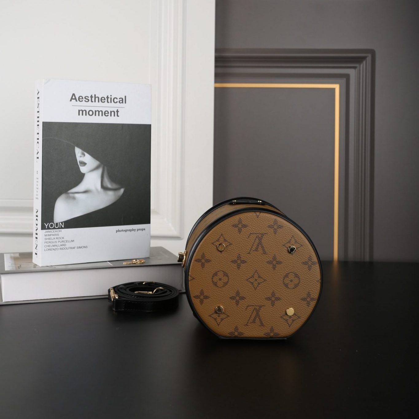 CANNES REVERSE MONOGRAM CANVAS 17CM