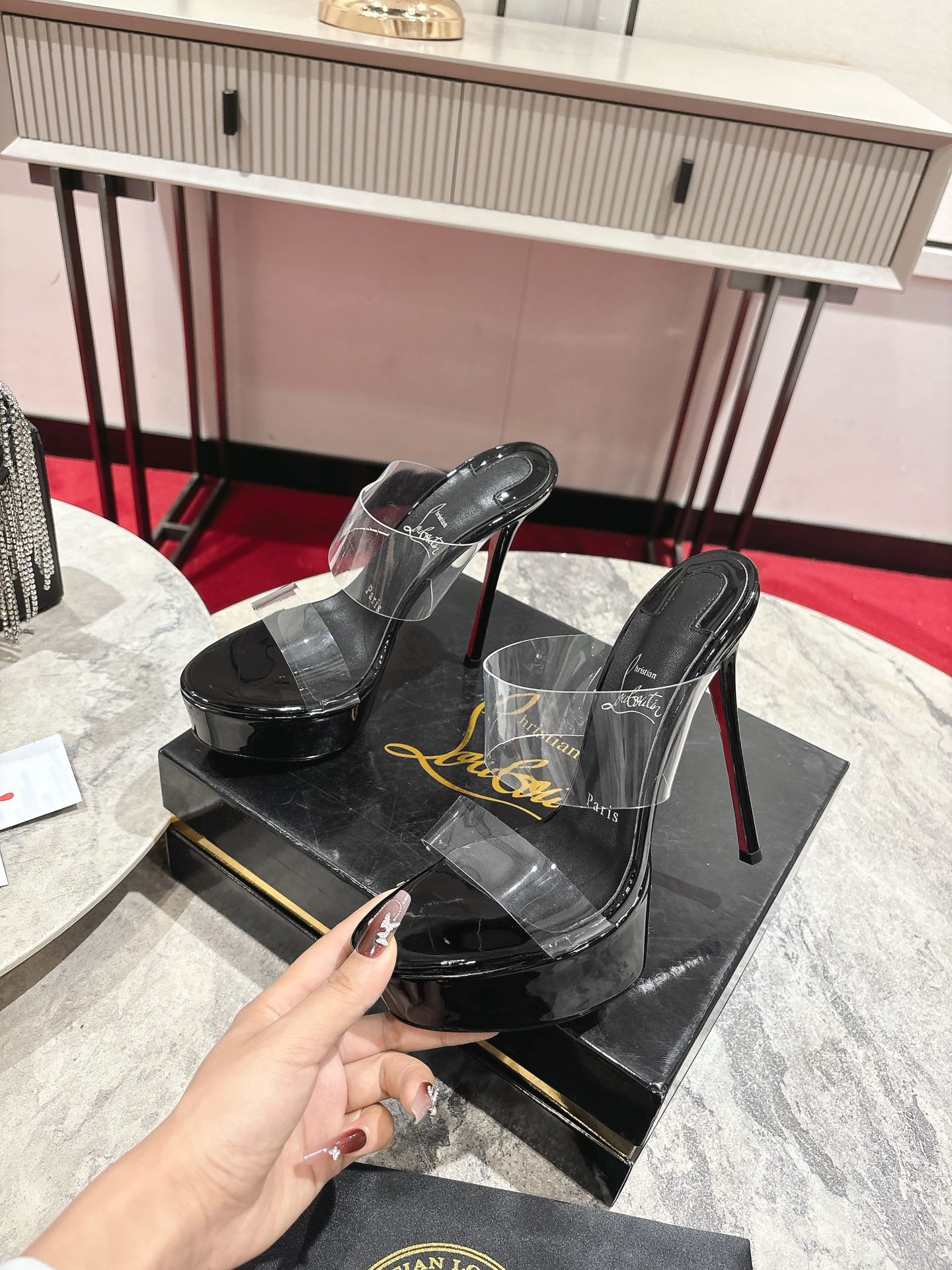 Christian Louboutin Just Nothing Alta - 150 mm Mules