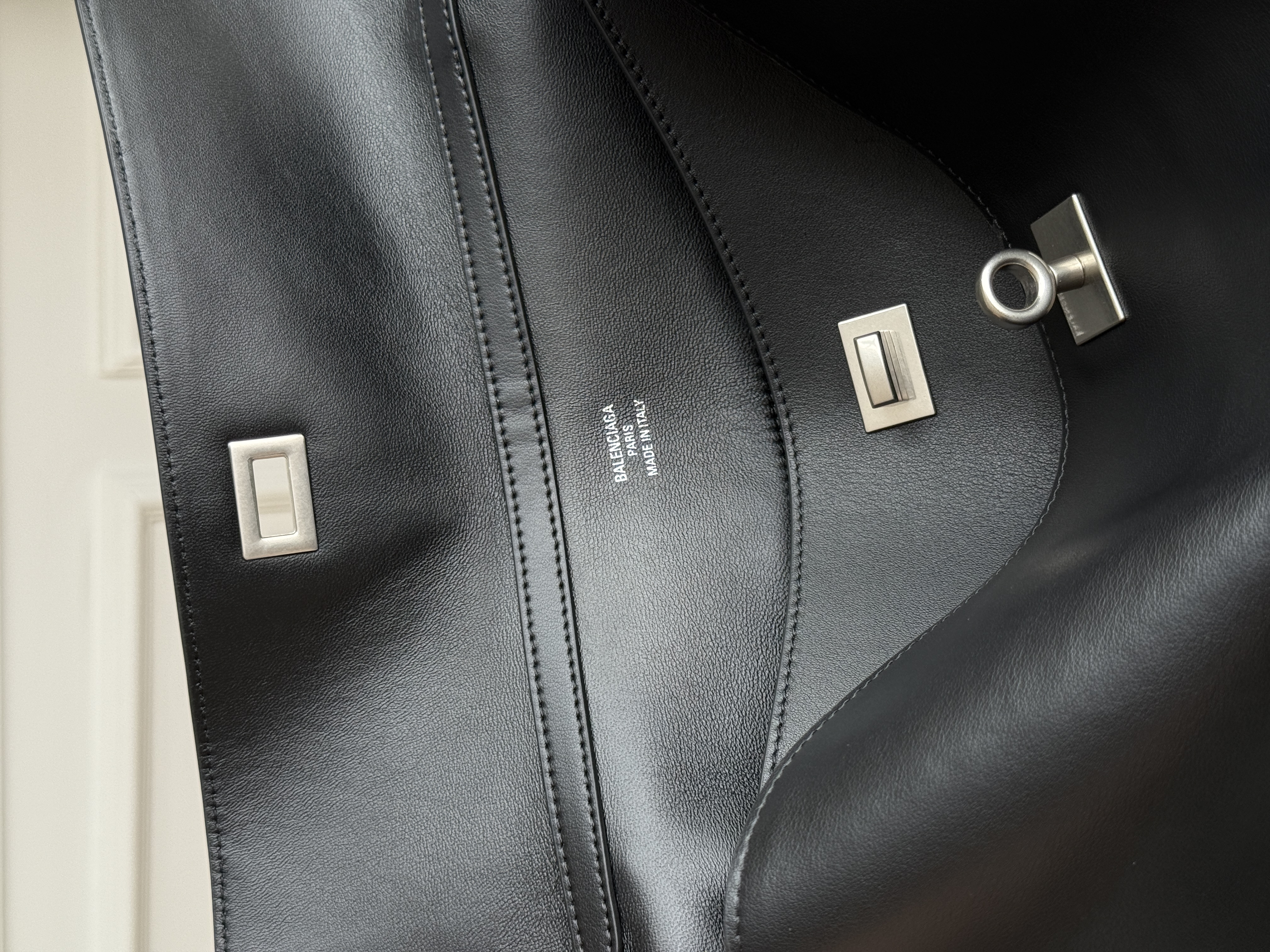 Balenciaga Rodeo Medium Handbag