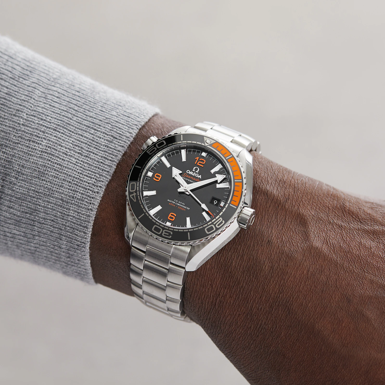 OMEGA Seamaster Planet Ocean 600M Mens 43.5mm Automatic Co-Axial Divers Watch 215.30.44.21.01.002