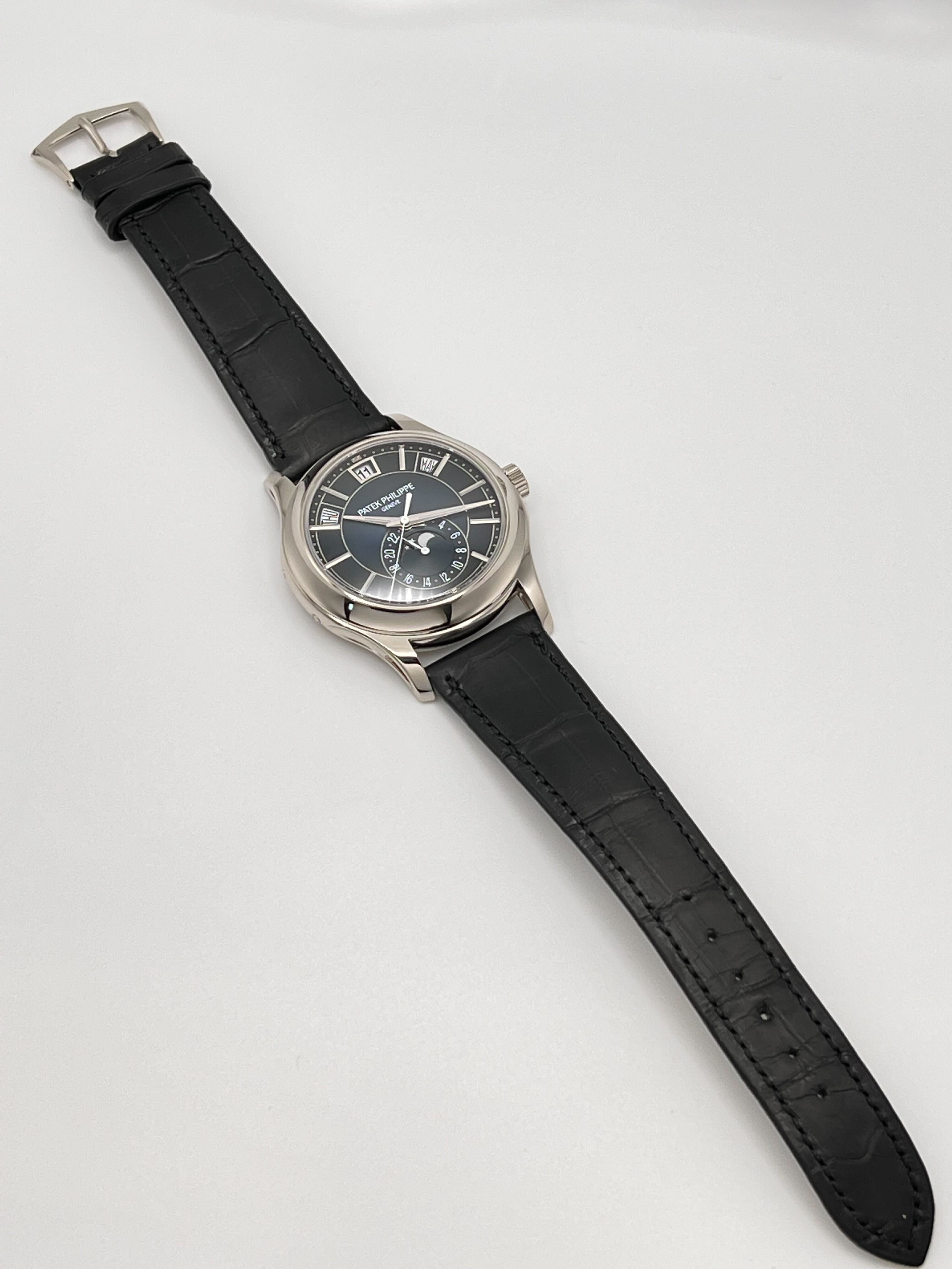 Patek Philippe Complications Annual Calendar White Gold 5205G-013【1:1 Replica】