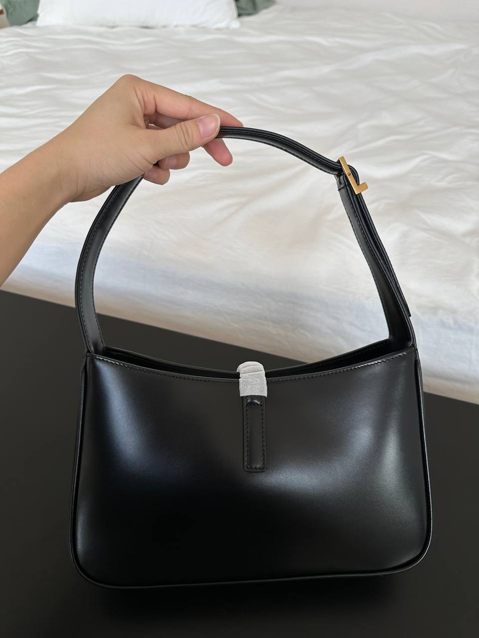 YSL LE 5 À 7 Smooth Leather Hobo Shoulder Bag